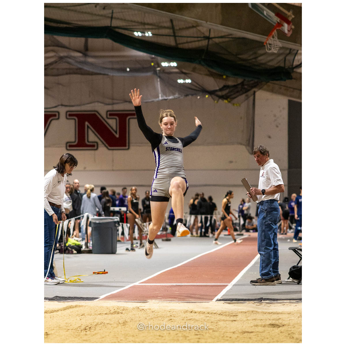 231202 Track Indoor Brown Alden Invitational 246 8P0A0918 – Alden Invitational Indoor Track Meet – Dec 2, 2023 – Providence RI – bib #246