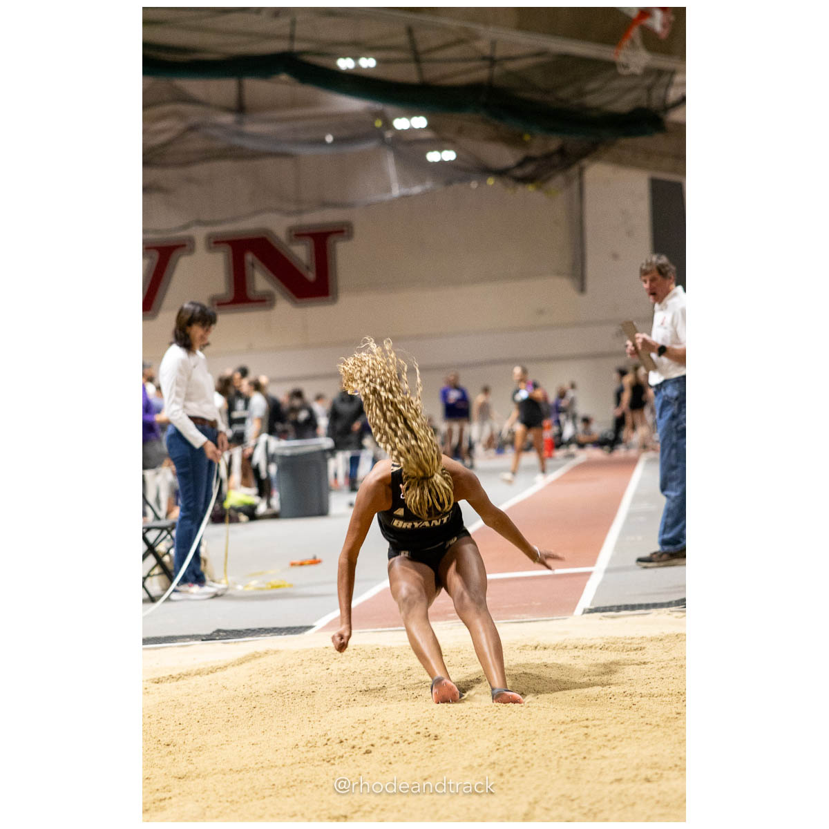 231202 Track Indoor Brown Alden Invitational 249 8P0A0939 – Alden Invitational Indoor Track Meet – Dec 2, 2023 – Providence RI – bib #249