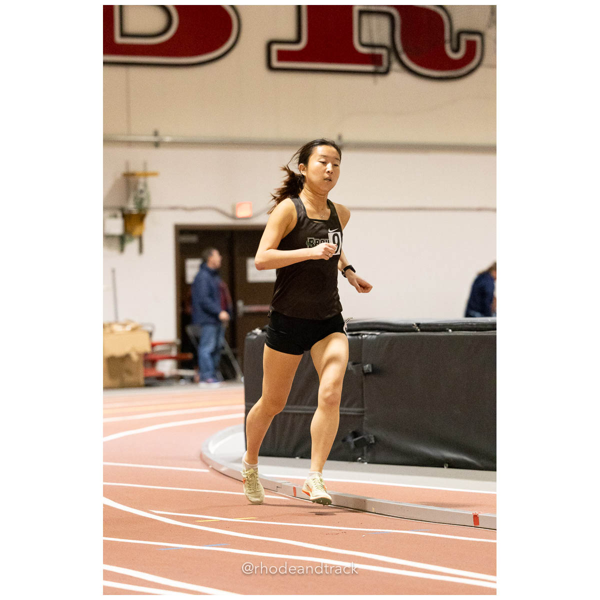 231202 Track Indoor Brown Alden Invitational 422 8P0A1512 – Alden Invitational Indoor Track Meet – Dec 2, 2023 – Providence RI – bib #422