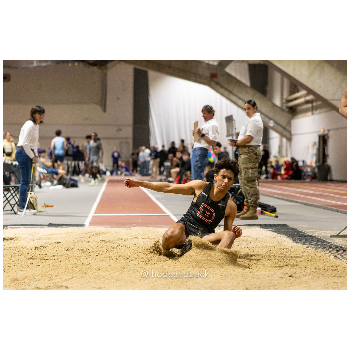 231202 Track Indoor Brown Alden Invitational 21 8P0A9977 – Alden Invitational Indoor Track Meet – Dec 2, 2023 – Providence RI – bib #21