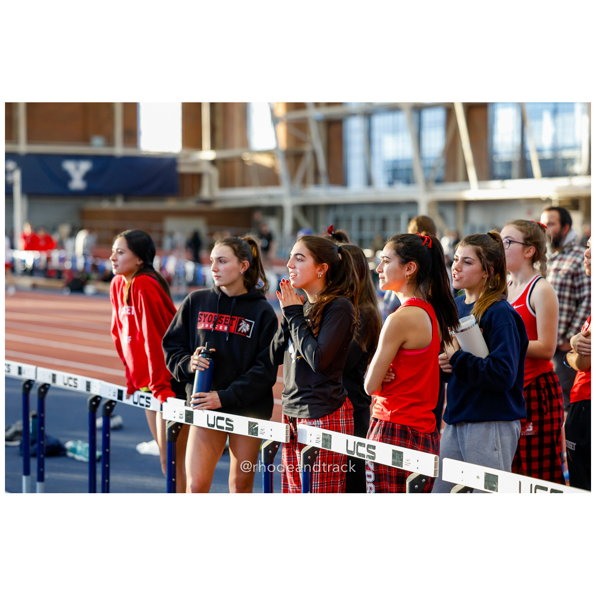 240112 track indoor yale classic 346 62 8177 – Yale Classic – Yale University – bib #346