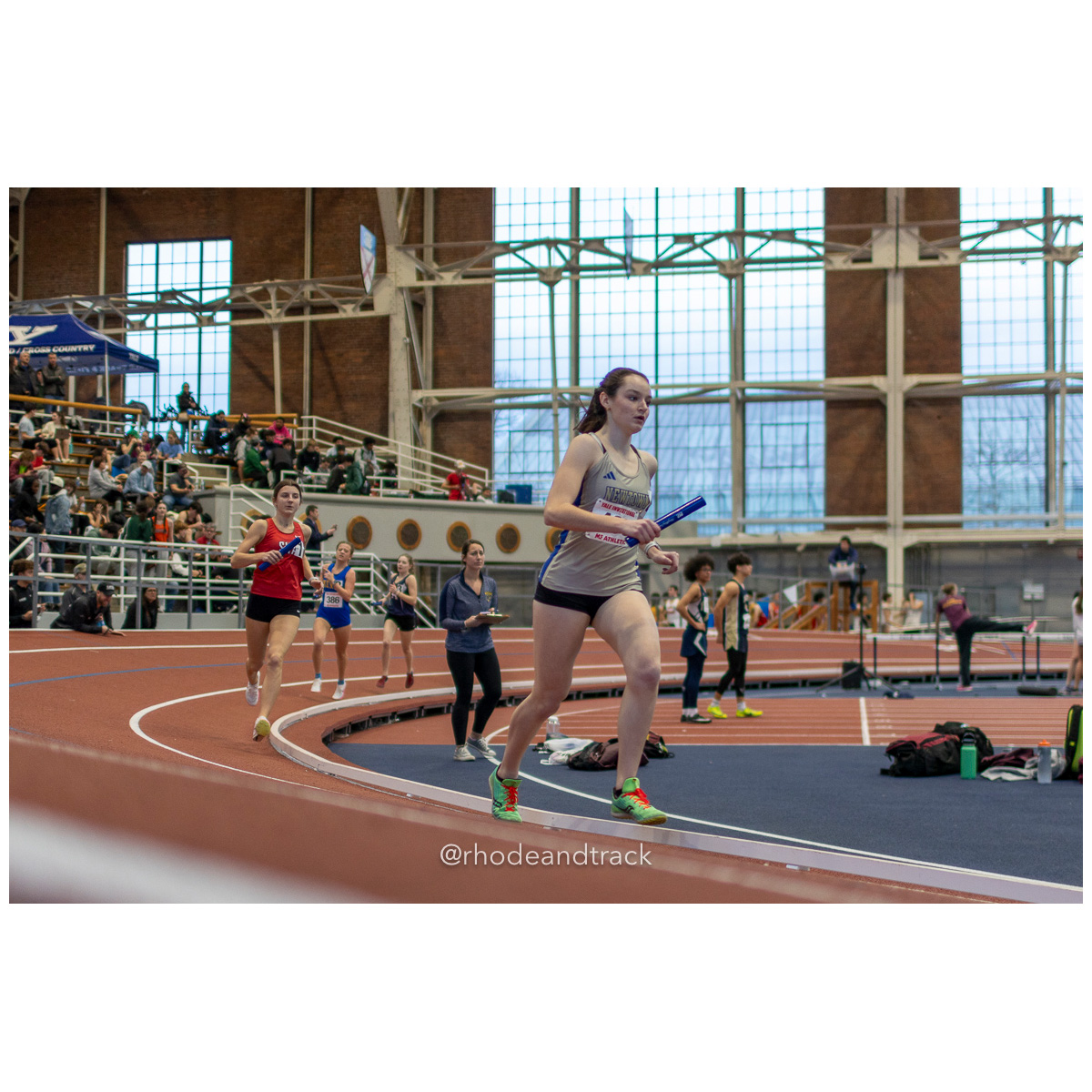 240112 track indoor yale classic 453 8P0A5679 – Yale Classic – Yale University – bib #453