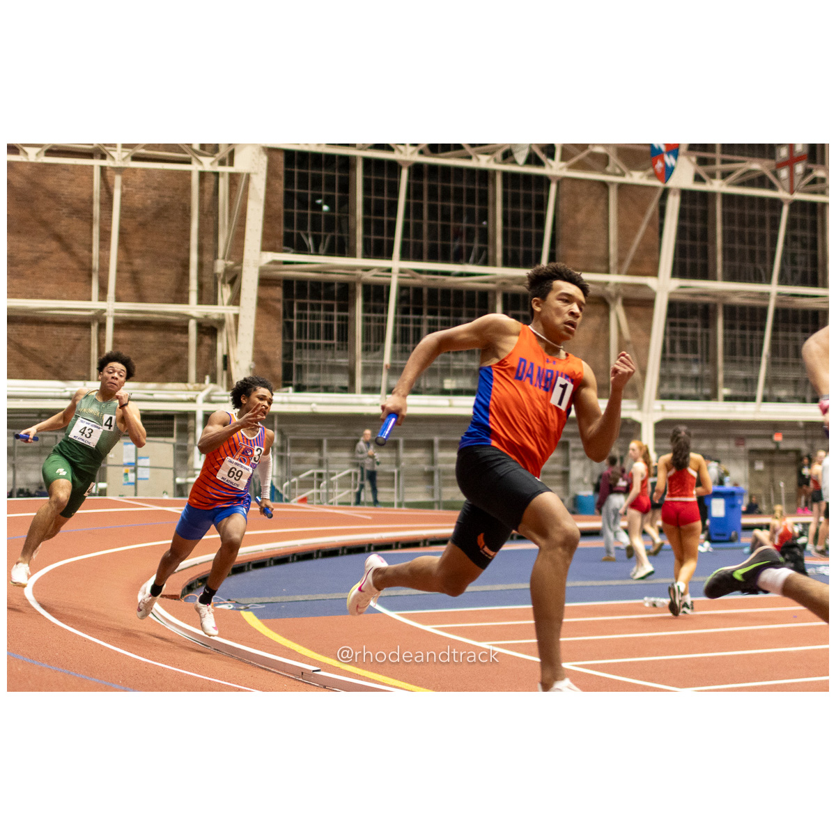 240112 track indoor yale classic 513 8P0A5808 – Yale Classic – Yale University – bib #513