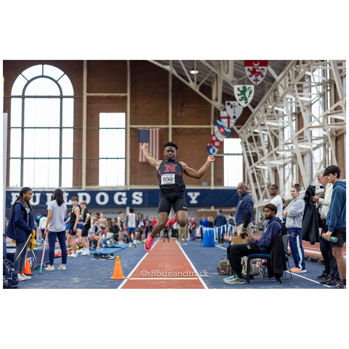 240113 track indoor yale classic 826 U1A6957 – Yale Classic – Yale University – bib #826