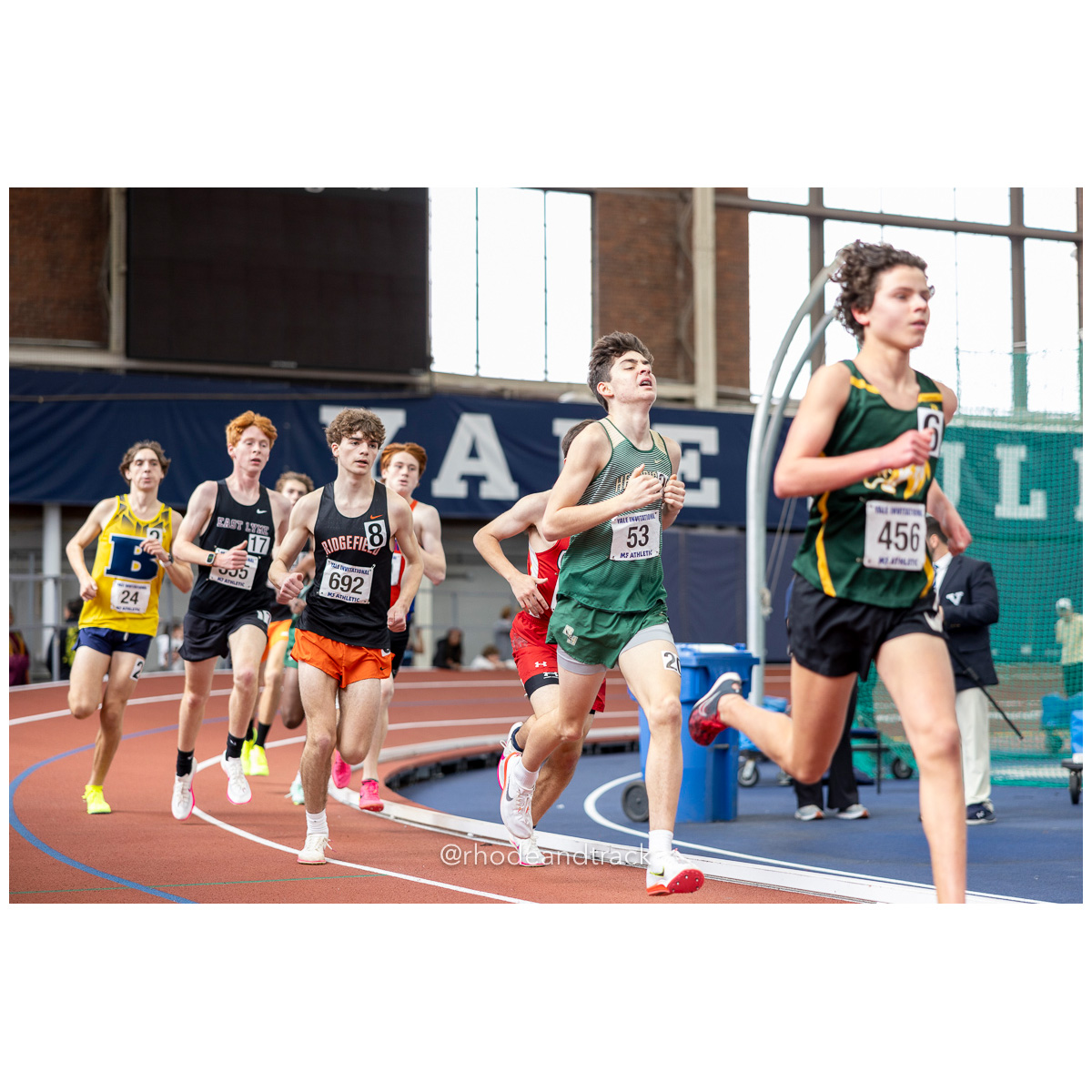 240113 track indoor yale classic 859 U1A7204 – Yale Classic – Yale University – bib #859