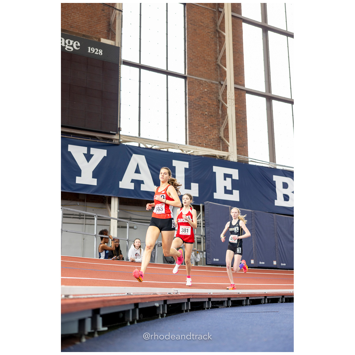 240113 track indoor yale classic 884 U1A7359 – Yale Classic – Yale University – bib #884