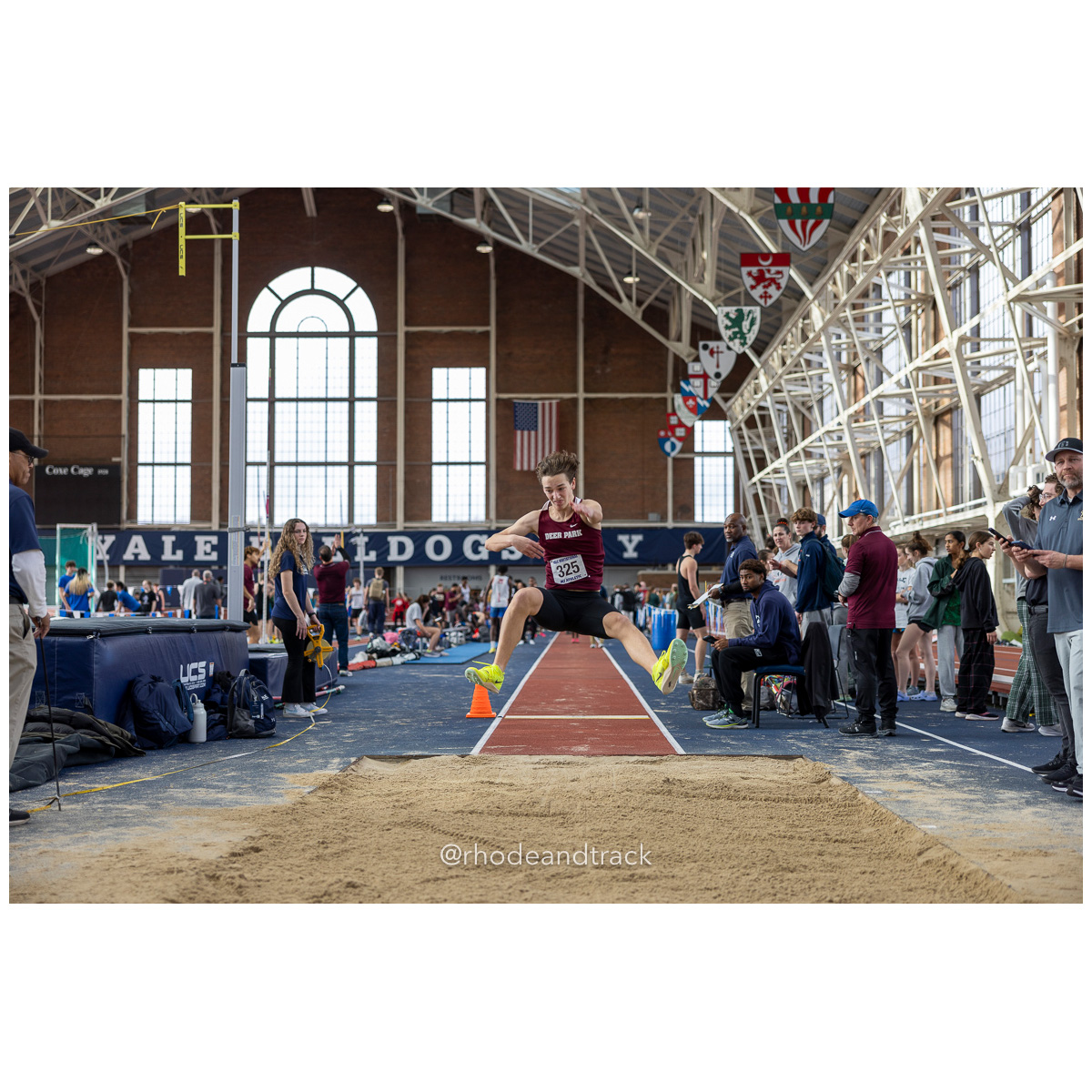 240113 track indoor yale classic 888 U1A7493 – Yale Classic – Yale University – bib #888