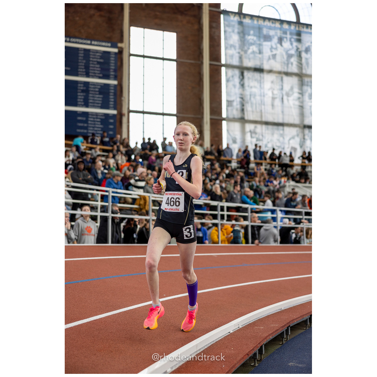 240113 track indoor yale classic 892 U1A7524 – Yale Classic – Yale University – bib #892