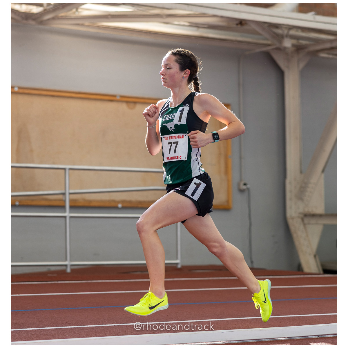 240113 track indoor yale classic 918 U1A7808 – Yale Classic – Yale University – bib #918