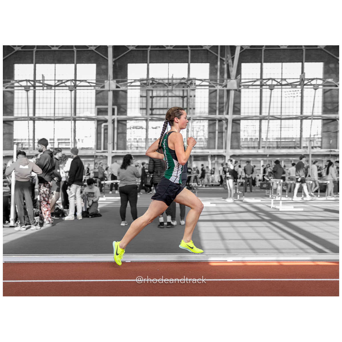 240113 track indoor yale classic 921 U1A7895 – Yale Classic – Yale University – bib #921