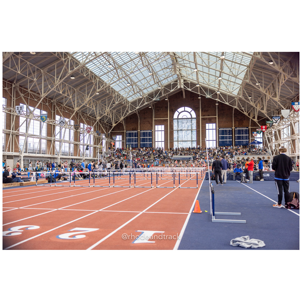 240113 track indoor yale classic 990 U1A8879 – Yale Classic – Yale University – bib #990