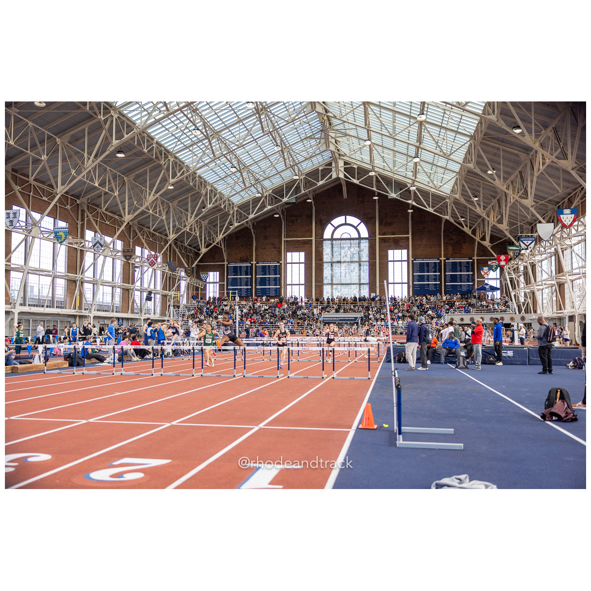 240113 track indoor yale classic 993 U1A8942 – Yale Classic – Yale University – bib #993