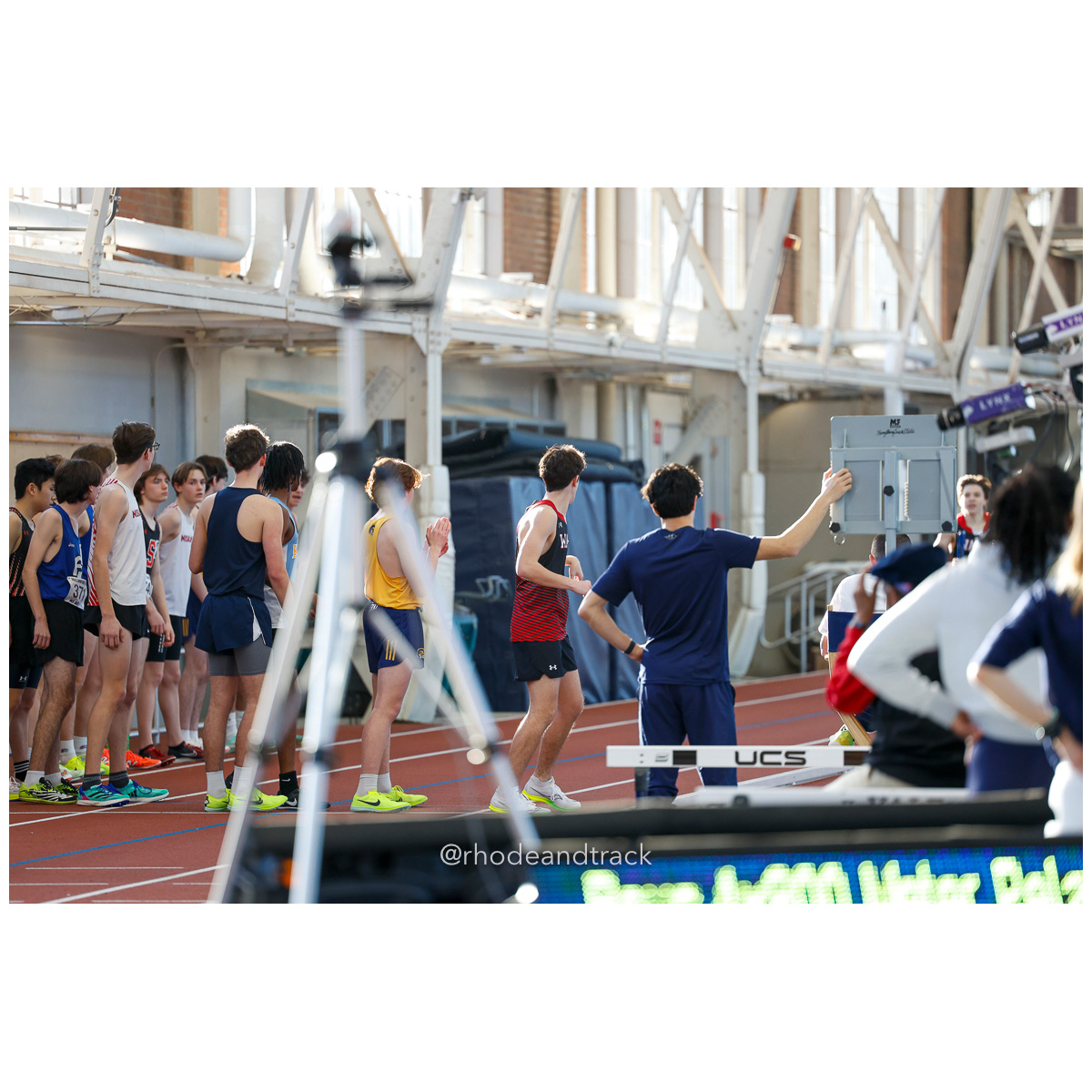 240112 track indoor yale classic 35 62 3554 – Yale Classic – Yale University – bib #35