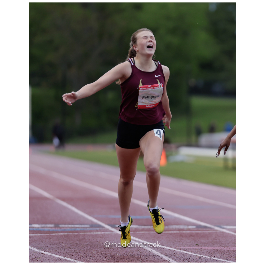 Riley Pettigrew, Arlington, 24.66, Girls 200m Finals, 2024 56th Loucks Games, White Plains, NY – 56th Loucks Games, White Plains, NY, High…