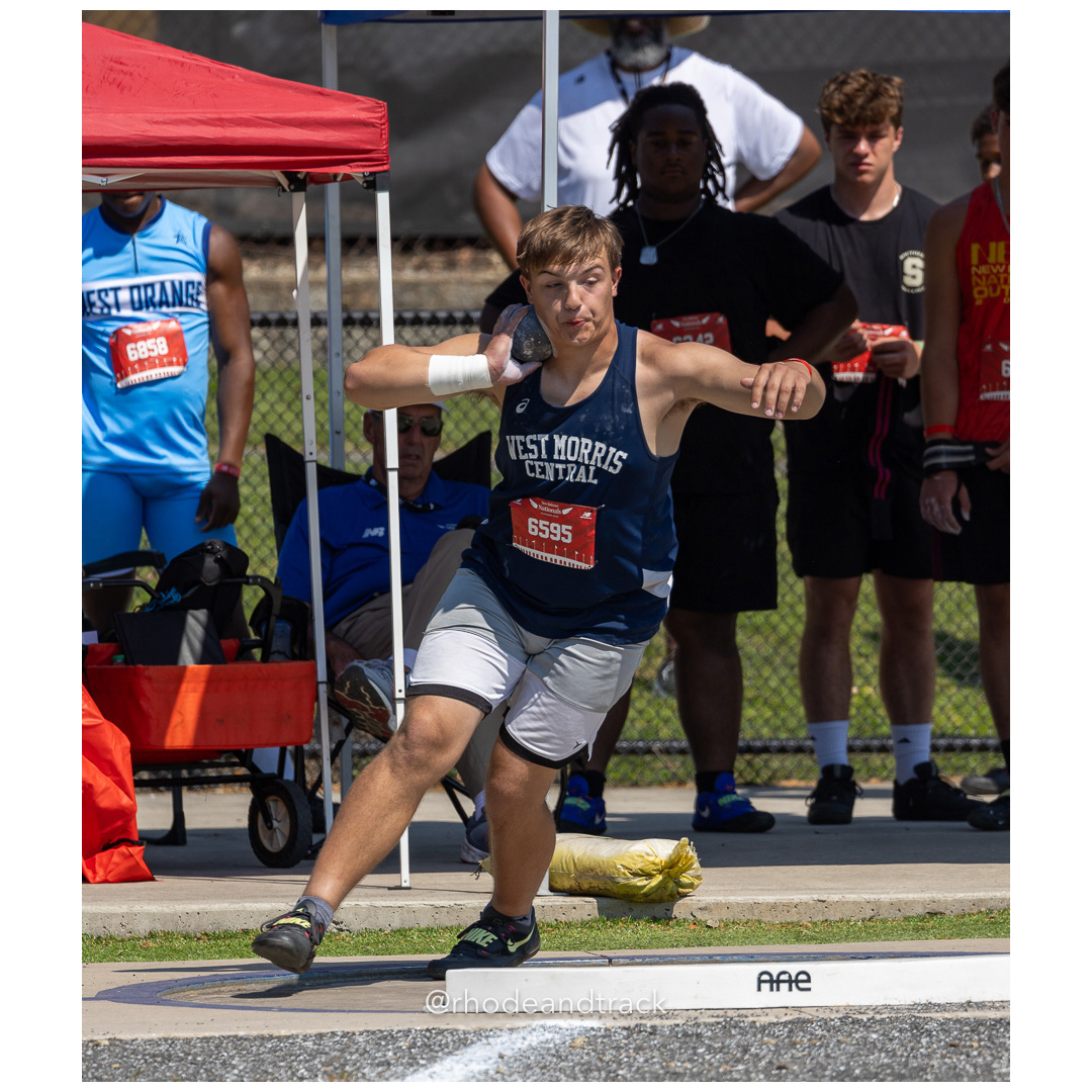 Freshman Shot Put - 2024 New Balance Nationals Outdoor, Franklin Field, University of Pennsylvania title=
