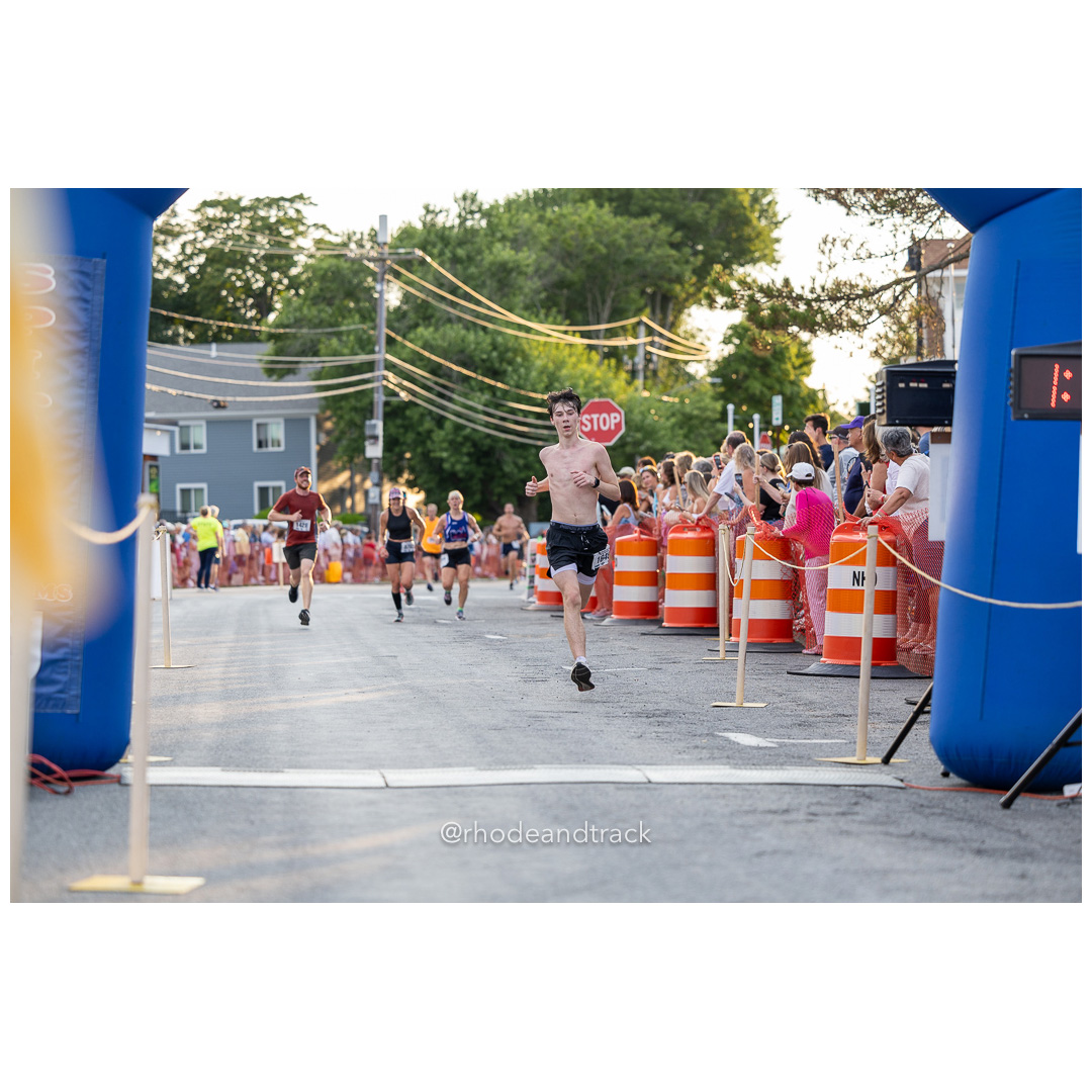 Blessing of the Fleet Road Race - 10 Miles - Narragansett, RI - July 26, 2024 File: ./240726-240726-road-race-blessing-of-the-fleet-narragansett-ri-264-062A1341.jpg Blessing of the Fleet Road Race - 10 Miles - Narragansett, RI - July 26, 2024 – Blessing Of The Fleet Road Race – Jul 26, 2024 – bib #264