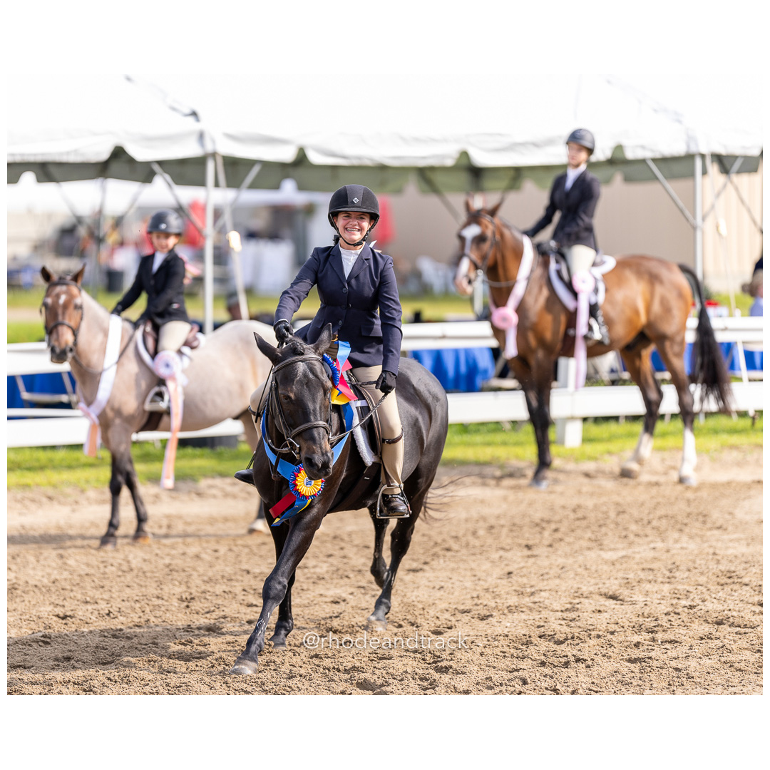 Connecticut Horse Show Association CHSA Finals - Westbrook, CT - August 25, 2024 File: ./240825-CHSA-Finals-Westbrook-Hunt-Club-August-25-2024-westbrook-connecticut-25-_U1A0795.jpg Connecticut Horse Show Association CHSA Finals - Westbrook, CT - August 25, 2024 – Gallery – bib #25