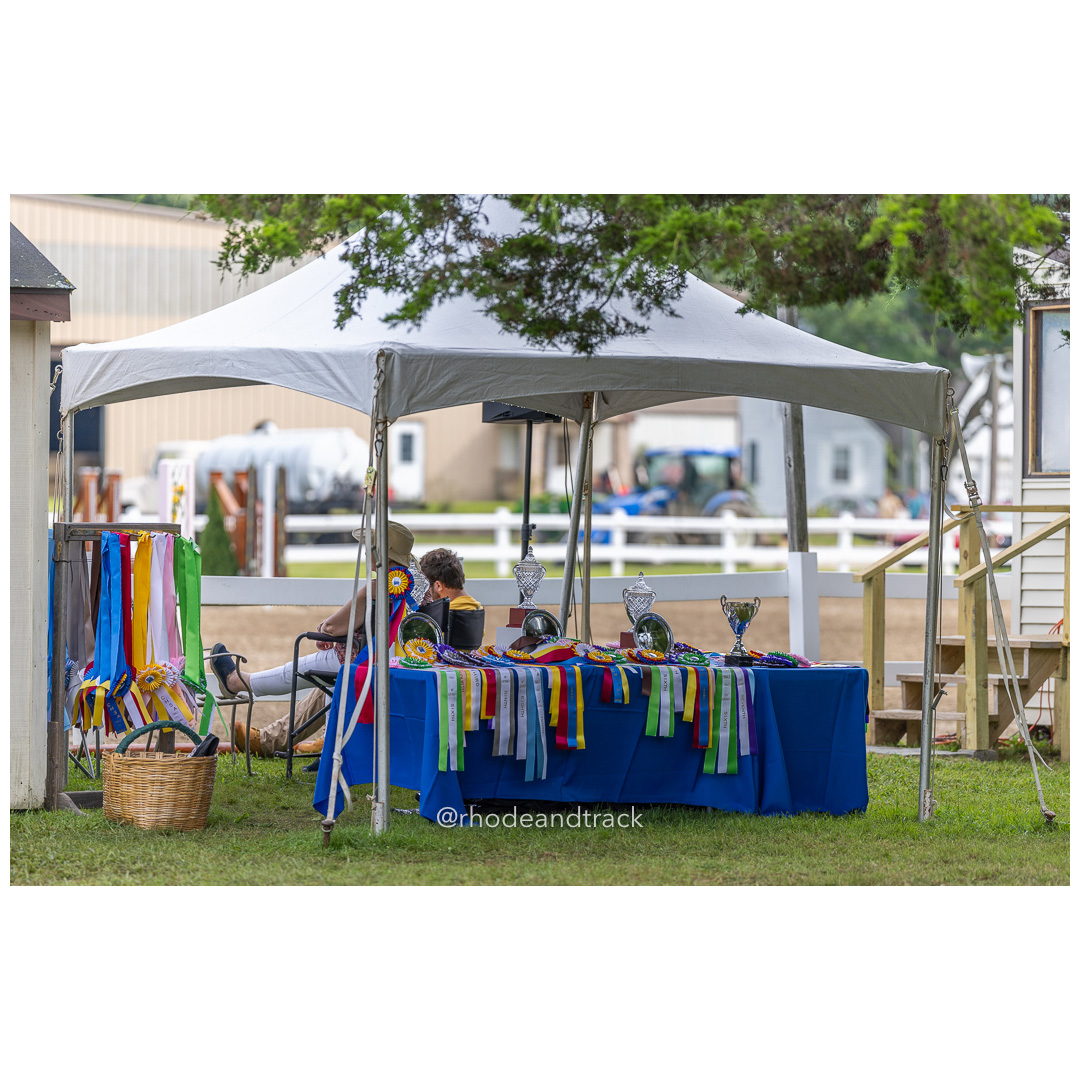 Connecticut Horse Show Association CHSA Finals - Westbrook, CT - August 25, 2024 File: ./240825-CHSA-Finals-Westbrook-Hunt-Club-August-25-2024-westbrook-connecticut-29-_U1A0870.jpg Connecticut Horse Show Association CHSA Finals - Westbrook, CT - August 25, 2024 – Gallery – bib #25