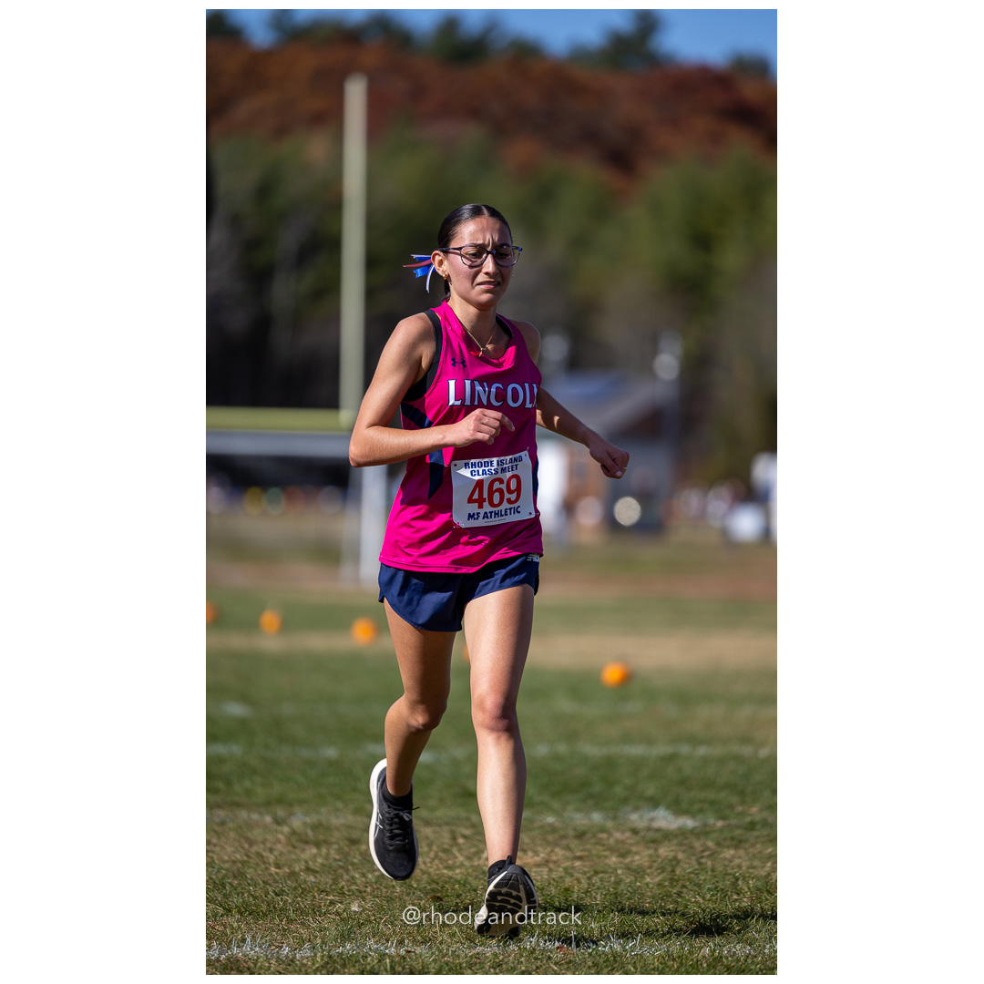 Elizabeth Alger, Lincoln, at 2024 RIIL Cross Country Class Championships at Ponaganset High School, North Scituate, Rhode Island on October 26, 2024 title=