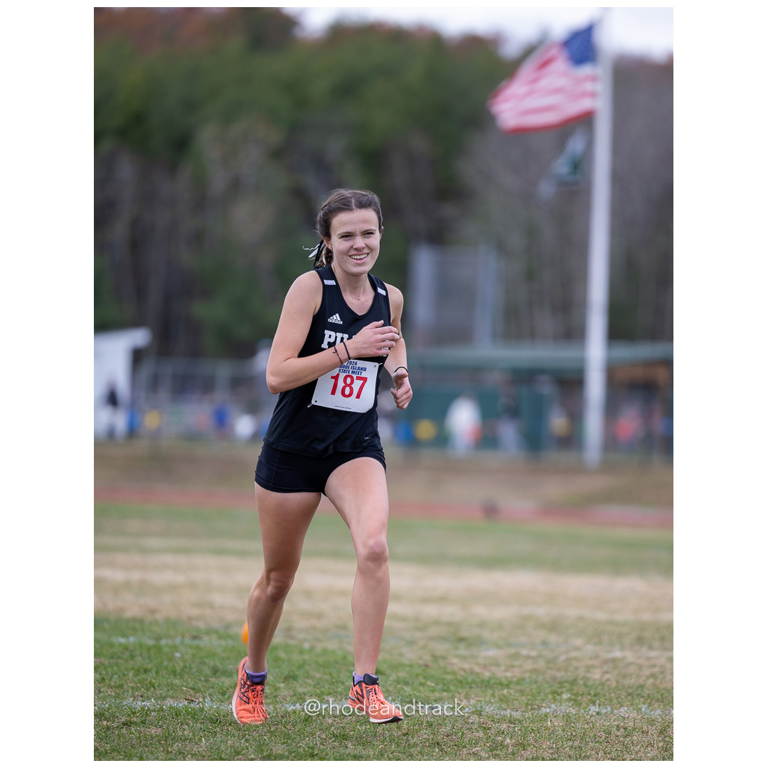 Keaney Bayha, Pilgrim High School, GR 12 wins the 2024 RIIL Cross Country RI State Championship at Ponaganset High School, North Scituate, Rhode Island on November 2, 2024 File: ./dir-girls/241102-241102-2024-RI-Cross-Country-State-Championsips-Ponaganset-426-062A5791.jpg Keaney Bayha, Pilgrim High School, GR 12 wins the 2024 RIIL Cross Country RI State Championship at Ponaganset High School, North Scituate,…
