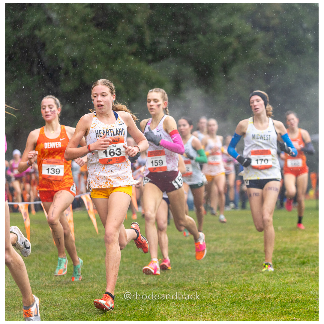 Juliet FRUM Denver #139 • Yr: SR, Ruby IHMELS Heartland-3 #163 • Yr: SO, Abigail ERRINGTON California-4 #159 • Yr: SR, Mallory WELLER Midwest-5 #170 • Yr: JR - 2024 Nike Cross Country National Championships at Glendoveer Golf Club in Portland, Oregon on December 7, 2024 File: ./dir-girls/241207-nike-cross-nationals-nxn-portland-oregon-december-7-2024-50-296A4631.jpg Juliet FRUM Denver #139 • Yr: SR, Ruby IHMELS Heartland-3 #163 • Yr: SO, Abigail ERRINGTON California-4 #159 • Yr: SR, Mallory WELLER Midwe…