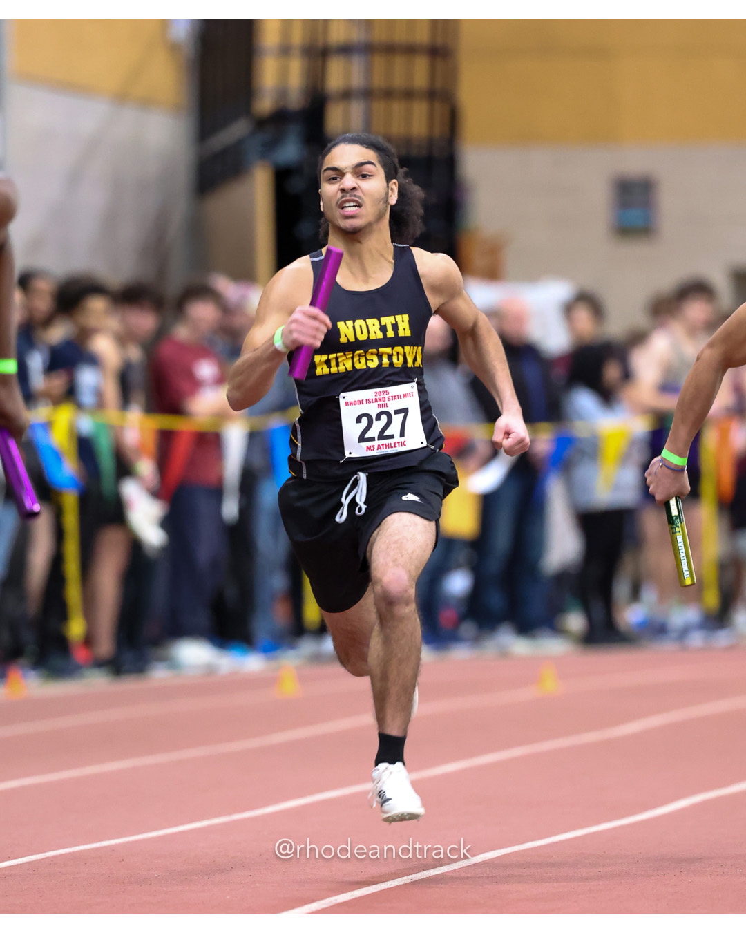 4x200m Relay - RI 2025 Indoor Track and Field State Championships - PCTA - Providence RI - February 15 2025 File: ./dir-1-Boys-State-Championship/250215-track-indoor-2025-ri-state-championship-pcta-137-062A7283.jpg 4x200m Relay - RI 2025 Indoor Track and Field State Championships - PCTA - Providence RI - February 15 2025 – Indoor Track – Feb 15, 2025 –…