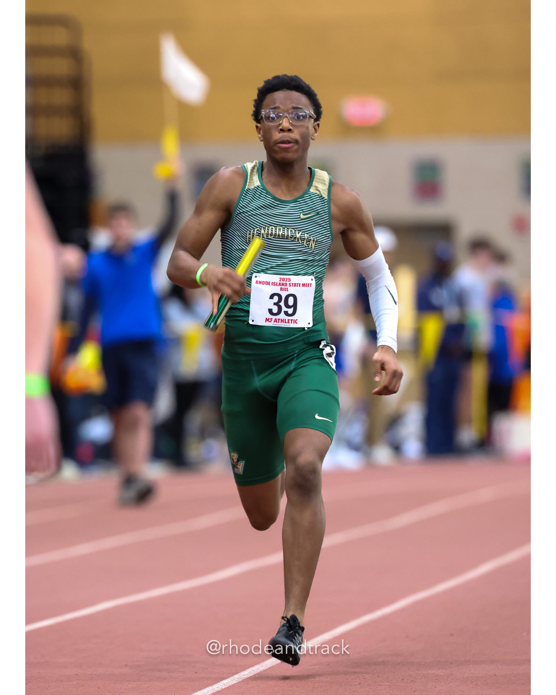 4x200m Relay - RI 2025 Indoor Track and Field State Championships - PCTA - Providence RI - February 15 2025 File: ./dir-1-Boys-State-Championship/250215-track-indoor-2025-ri-state-championship-pcta-151-062A7431.jpg 4x200m Relay - RI 2025 Indoor Track and Field State Championships - PCTA - Providence RI - February 15 2025 – Indoor Track – Feb 15, 2025 –…