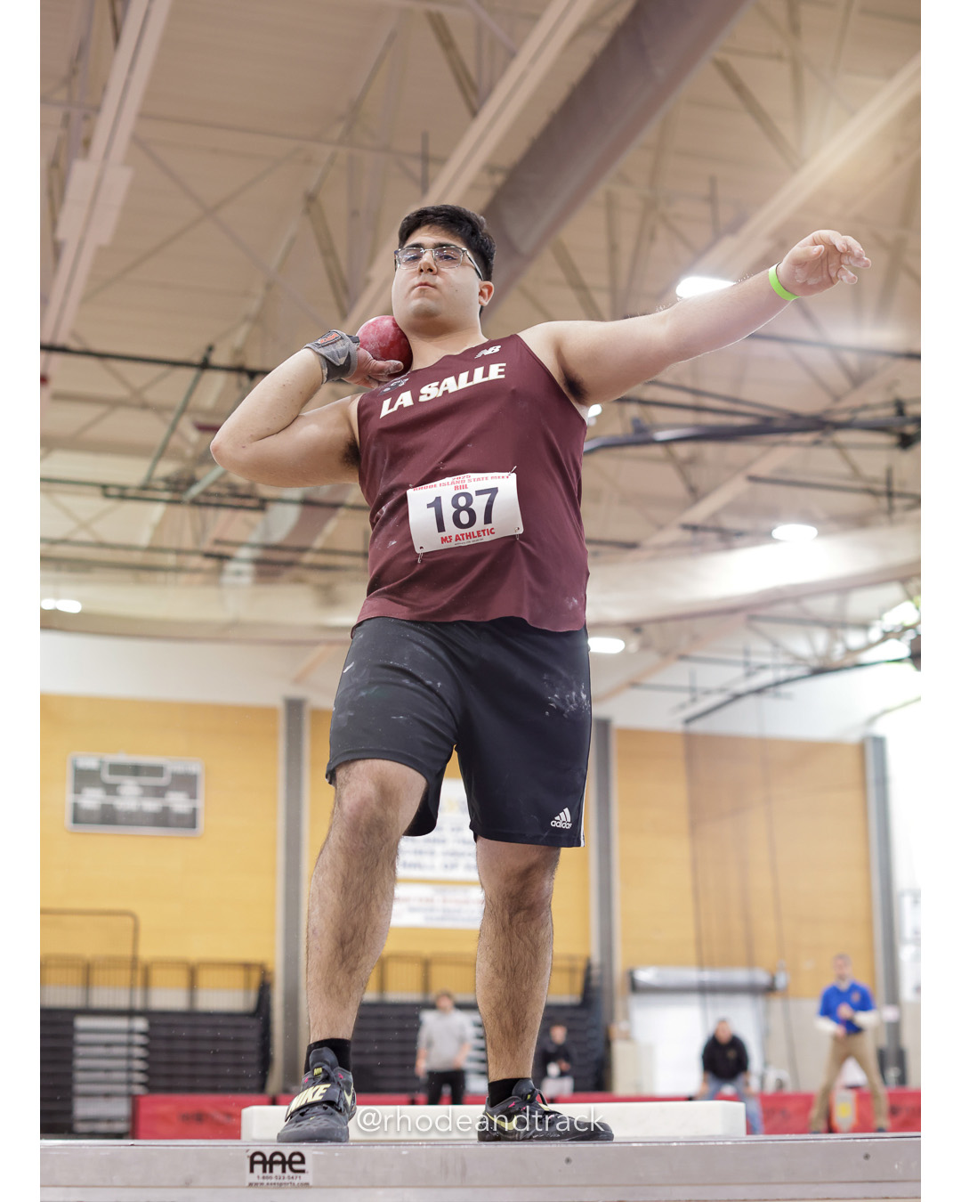 Matthew Moretti - La Salle Academy - Shot Put - RI 2025 Indoor Track and Field State Championships - PCTA - Providence RI - February 15 2025 File: ./dir-1-Boys-State-Championship/250215-track-indoor-2025-ri-state-championship-pcta-339-_U1A0263.jpg Matthew Moretti - La Salle Academy - Shot Put - RI 2025 Indoor Track and Field State Championships - PCTA - Providence RI - February 15 202…