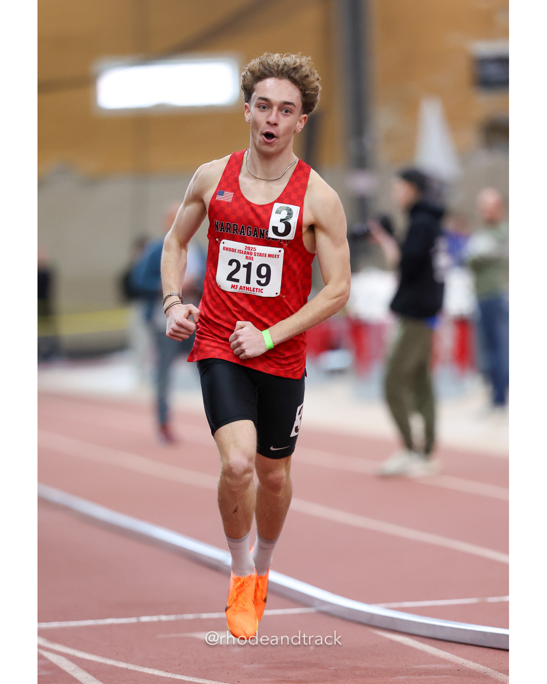 Cole Francis - Narragansett High School 2:35.57 - winner, 1000m - RI 2025 Indoor Track and Field State Championships - PCTA - Providence RI - February 15 2025 File: ./dir-1-Boys-State-Championship/250215-track-indoor-2025-ri-state-championship-pcta-497-062A2248.jpg Cole Francis - Narragansett High School 2:35.57 - winner, 1000m - RI 2025 Indoor Track and Field State Championships - PCTA - Providence RI…