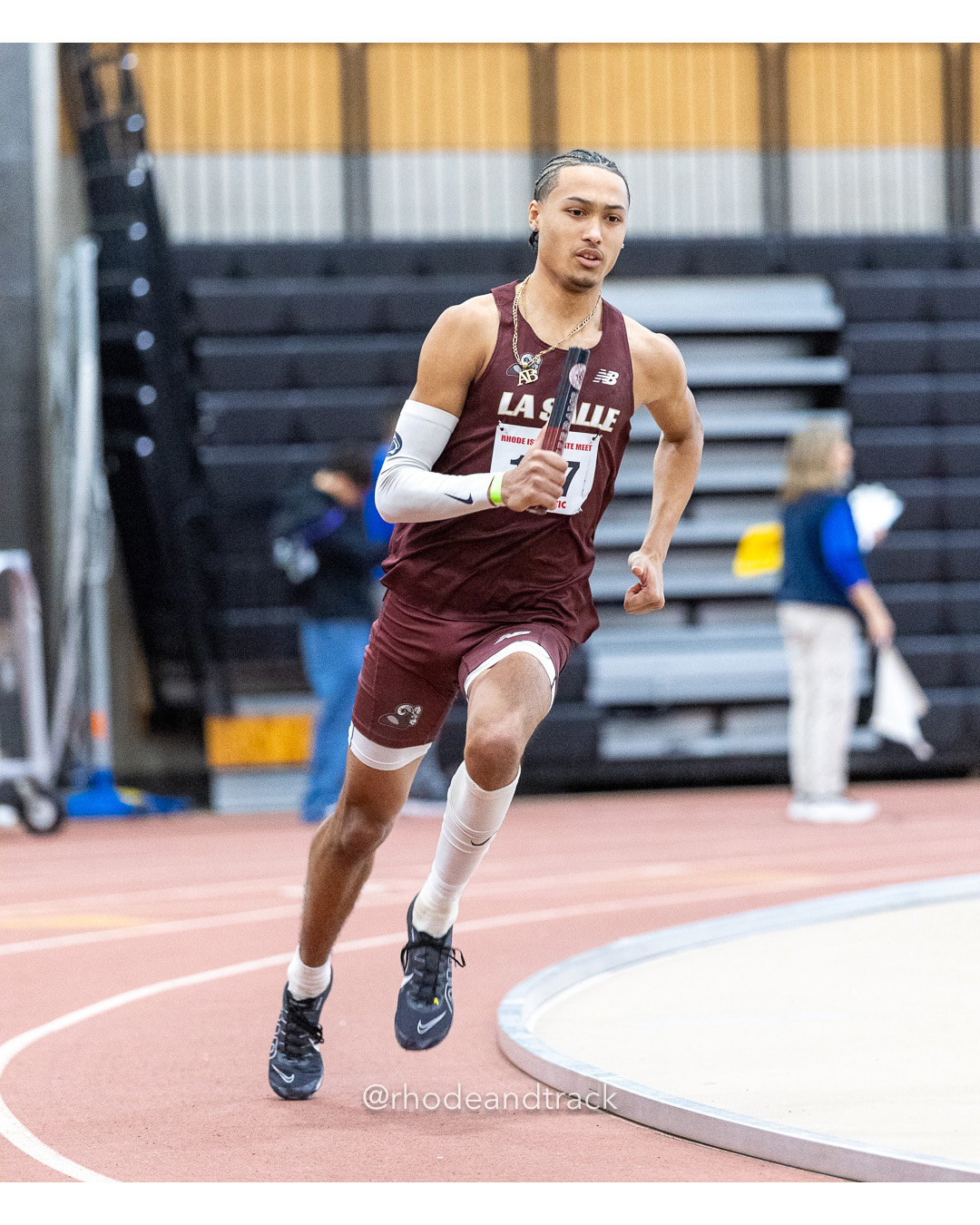 4x200m Relay - RI 2025 Indoor Track and Field State Championships - PCTA - Providence RI - February 15 2025 File: ./dir-1-Boys-State-Championship/250215-track-indoor-2025-ri-state-championship-pcta-535-296A2140.jpg 4x200m Relay - RI 2025 Indoor Track and Field State Championships - PCTA - Providence RI - February 15 2025 – Indoor Track – Feb 15, 2025 –…