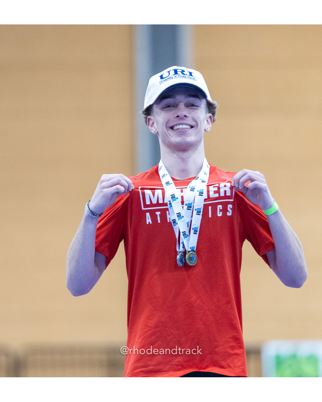 1 - Cole Francis - Narragansett High School 2:35.57 - 1000m - RI 2025 Indoor Track and Field State Championships - PCTA - Providence RI - February 15 2025 File: ./dir-1-Boys-State-Championship/250215-track-indoor-2025-ri-state-championship-pcta-583-296A3920.jpg 1 - Cole Francis - Narragansett High School 2:35.57 - 1000m - RI 2025 Indoor Track and Field State Championships - PCTA - Providence RI - F…