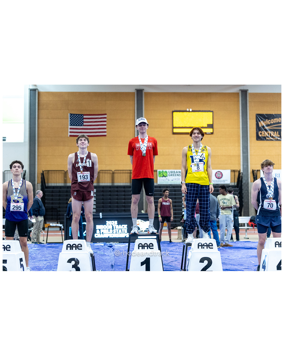 1 Cole Francis - Narragansett High School 2:35.57; 2 Daniel Chun - Barrington High School 2:38.38; 3 Marshall Vernon - La Salle Academy 2:38.39; 4 Arthur Ferris - Burrillville High School 2:40.11; 5 Joseph McFarland - St. Raphael Academy 2:40.89 - 1000m - RI 2025 Indoor Track and Field State Championships - PCTA - Providence RI - February 15 2025 File: ./dir-1-Boys-State-Championship/250215-track-indoor-2025-ri-state-championship-pcta-584-296A3966.jpg 1 Cole Francis - Narragansett High School 2:35.57; 2 Daniel Chun - Barrington High School 2:38.38; 3 Marshall Vernon - La Salle Academy 2:3…