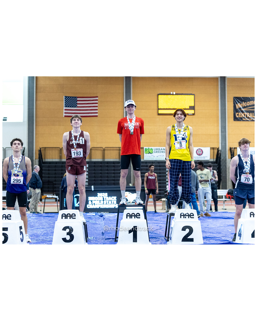 1 Cole Francis - Narragansett High School 2:35.57; 2 Daniel Chun - Barrington High School 2:38.38; 3 Marshall Vernon - La Salle Academy 2:38.39; 4 Arthur Ferris - Burrillville High School 2:40.11; 5 Joseph McFarland - St. Raphael Academy 2:40.89 - 1000m - RI 2025 Indoor Track and Field State Championships - PCTA - Providence RI - February 15 2025 File: ./dir-1-Boys-State-Championship/250215-track-indoor-2025-ri-state-championship-pcta-585-296A3977.jpg 1 Cole Francis - Narragansett High School 2:35.57; 2 Daniel Chun - Barrington High School 2:38.38; 3 Marshall Vernon - La Salle Academy 2:3…