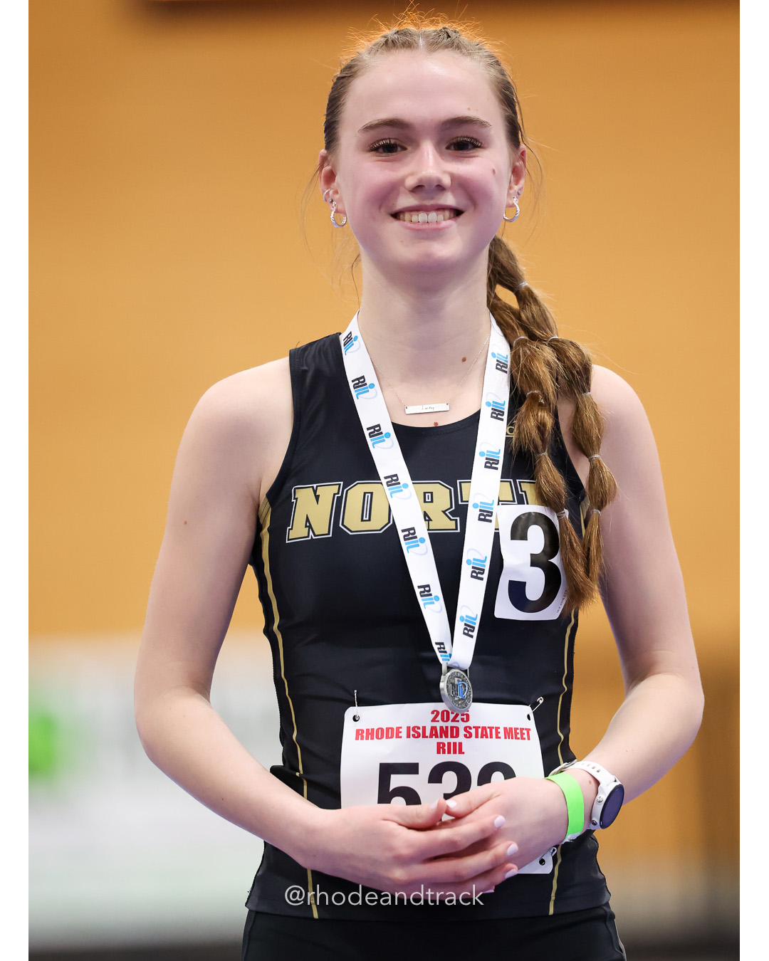 2 - Lucy Stowe - North Kingstown High School 10:13.59 - 3000m - RI 2025 Indoor Track and Field State Championships - PCTA - Providence RI - February 15 2025 File: ./dir-Girls-State-Championship/250215-track-indoor-2025-ri-state-championship-pcta-242-062A6704.jpg 2 - Lucy Stowe - North Kingstown High School 10:13.59 - 3000m - RI 2025 Indoor Track and Field State Championships - PCTA - Providence RI -…