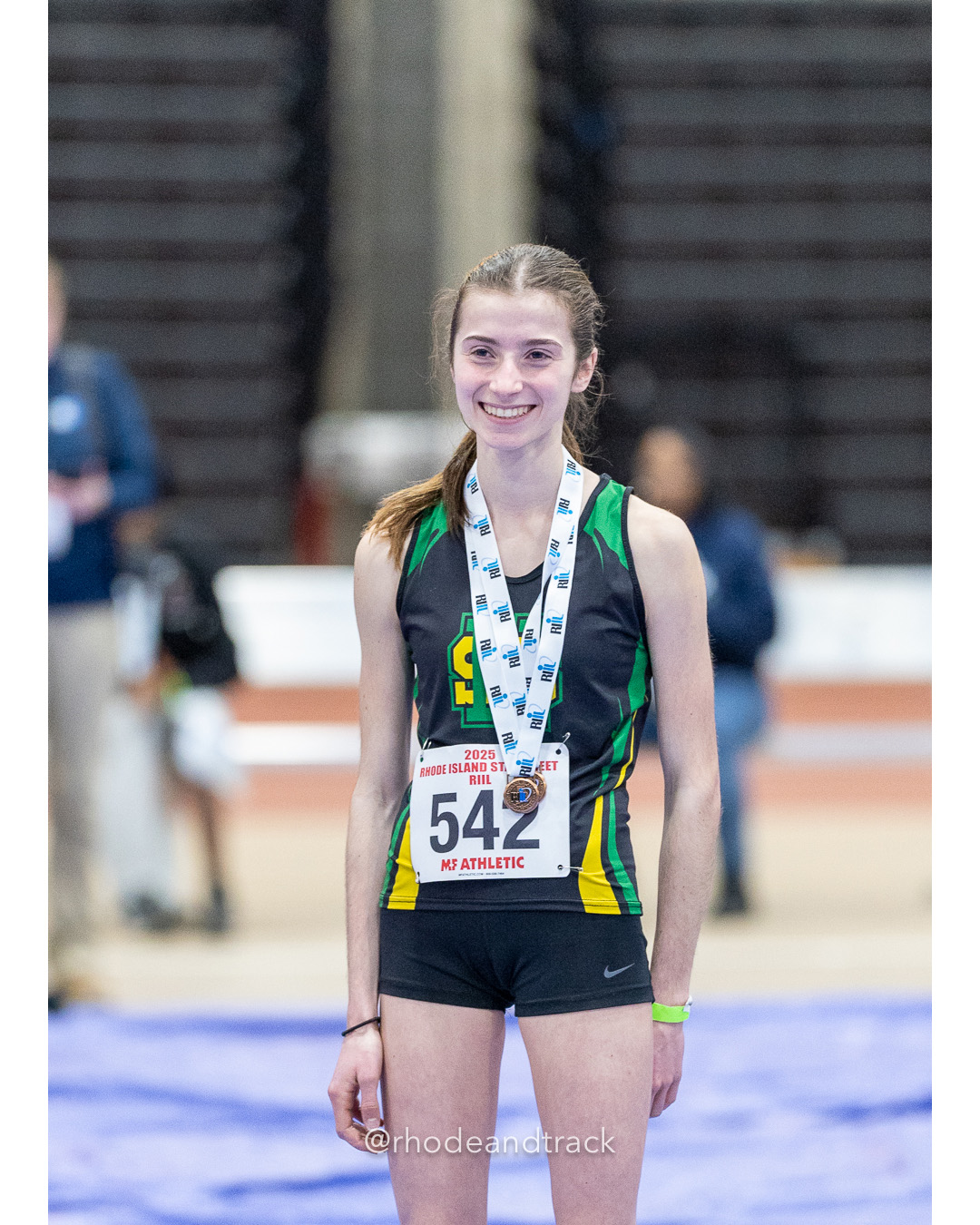 6 - Julia Dowling - North Smithfield High School 3:06.37 - 1000m - RI 2025 Indoor Track and Field State Championships - PCTA - Providence RI - February 15 2025 File: ./dir-Girls-State-Championship/250215-track-indoor-2025-ri-state-championship-pcta-490-296A3297.jpg 6 - Julia Dowling - North Smithfield High School 3:06.37 - 1000m - RI 2025 Indoor Track and Field State Championships - PCTA - Providence R…