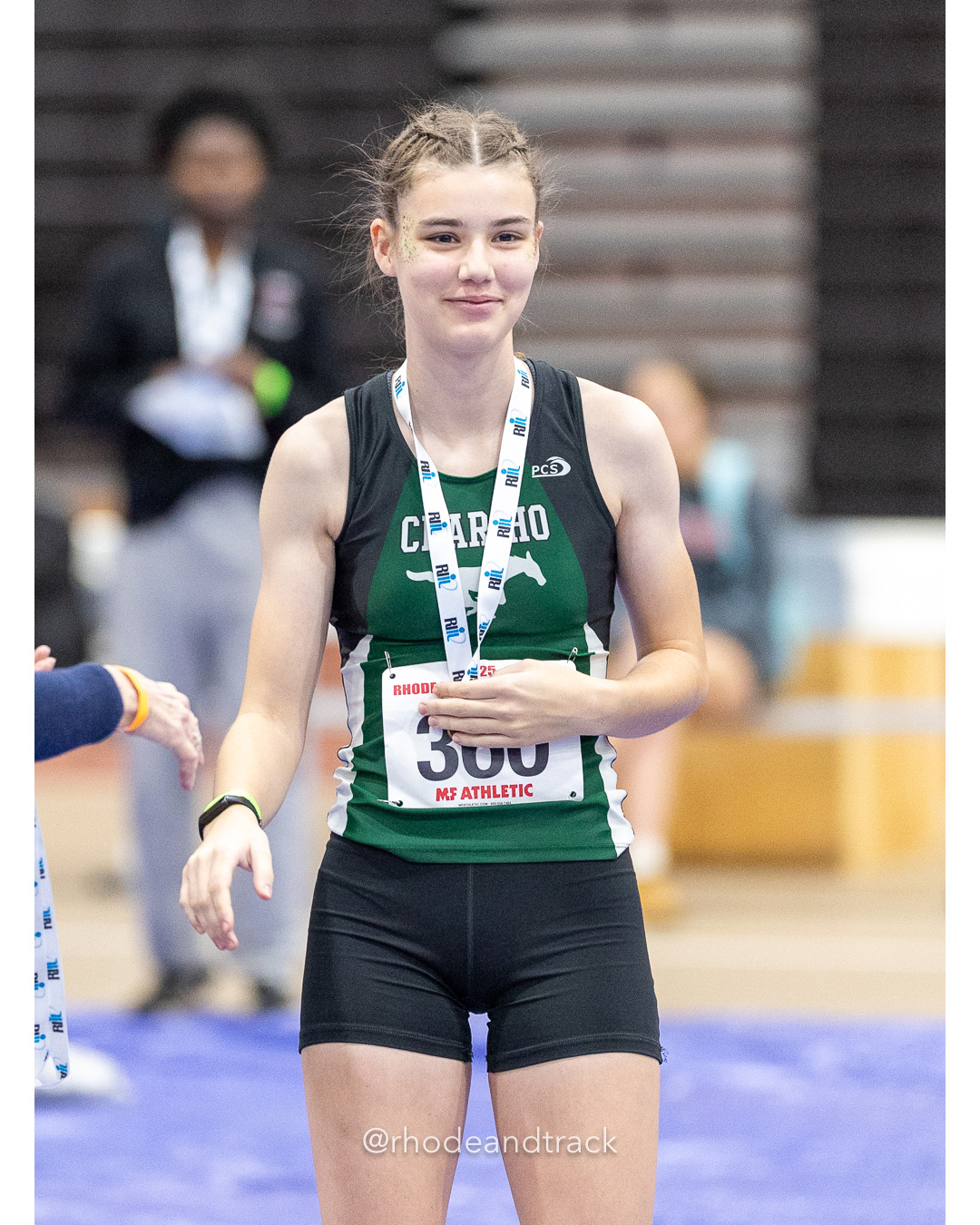 5 - Elinor Short - Chariho Regional High School 1:39.88 - 600m - RI 2025 Indoor Track and Field State Championships - PCTA - Providence RI - February 15 2025 File: ./dir-Girls-State-Championship/250215-track-indoor-2025-ri-state-championship-pcta-518-296A4138.jpg 5 - Elinor Short - Chariho Regional High School 1:39.88 - 600m - RI 2025 Indoor Track and Field State Championships - PCTA - Providence RI…