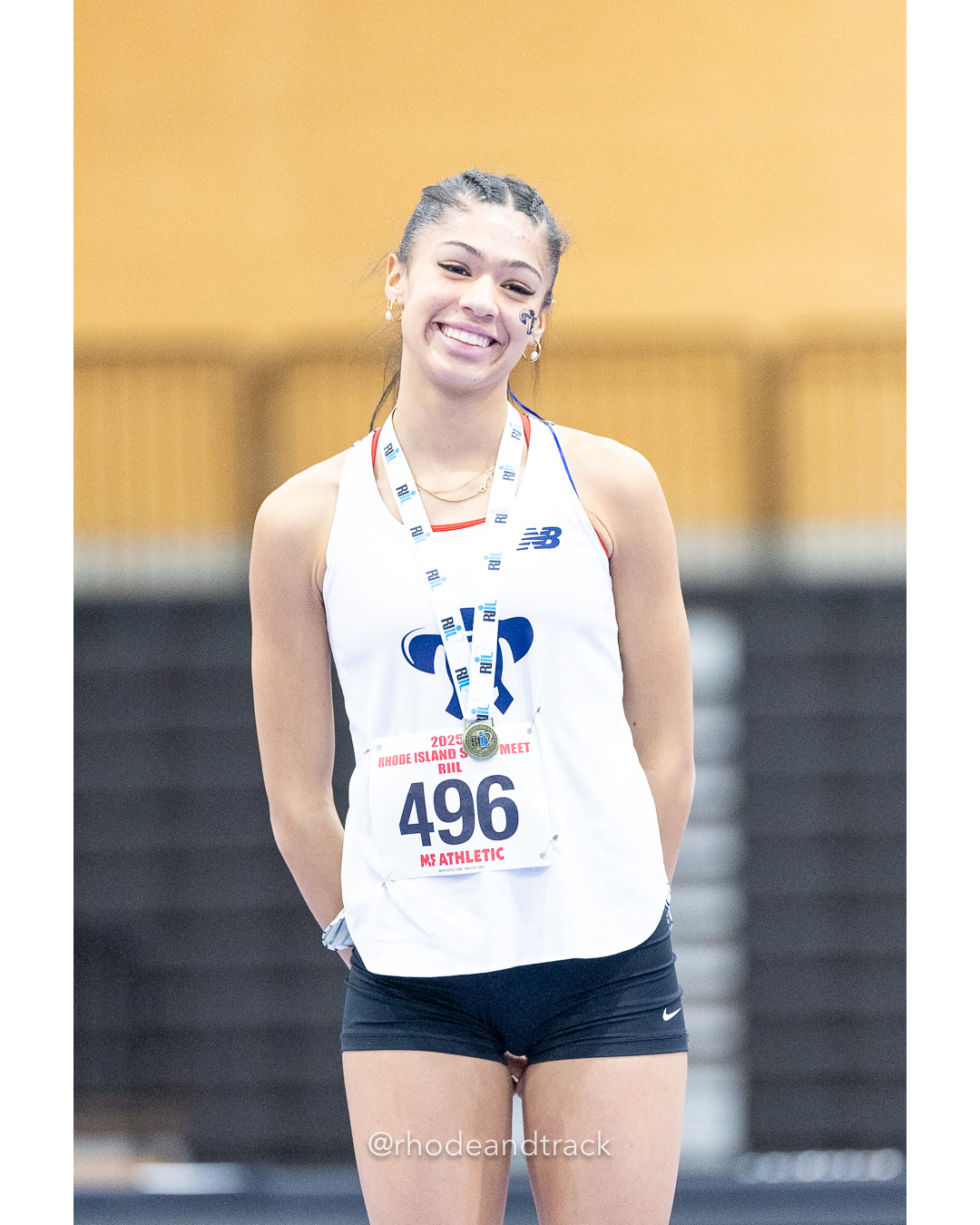 1 - Skyler Maxwell - Moses Brown School 1:37.55 - 600m - RI 2025 Indoor Track and Field State Championships - PCTA - Providence RI - February 15 2025 File: ./dir-Girls-State-Championship/250215-track-indoor-2025-ri-state-championship-pcta-525-296A4388.jpg 1 - Skyler Maxwell - Moses Brown School 1:37.55 - 600m - RI 2025 Indoor Track and Field State Championships - PCTA - Providence RI - Februa…
