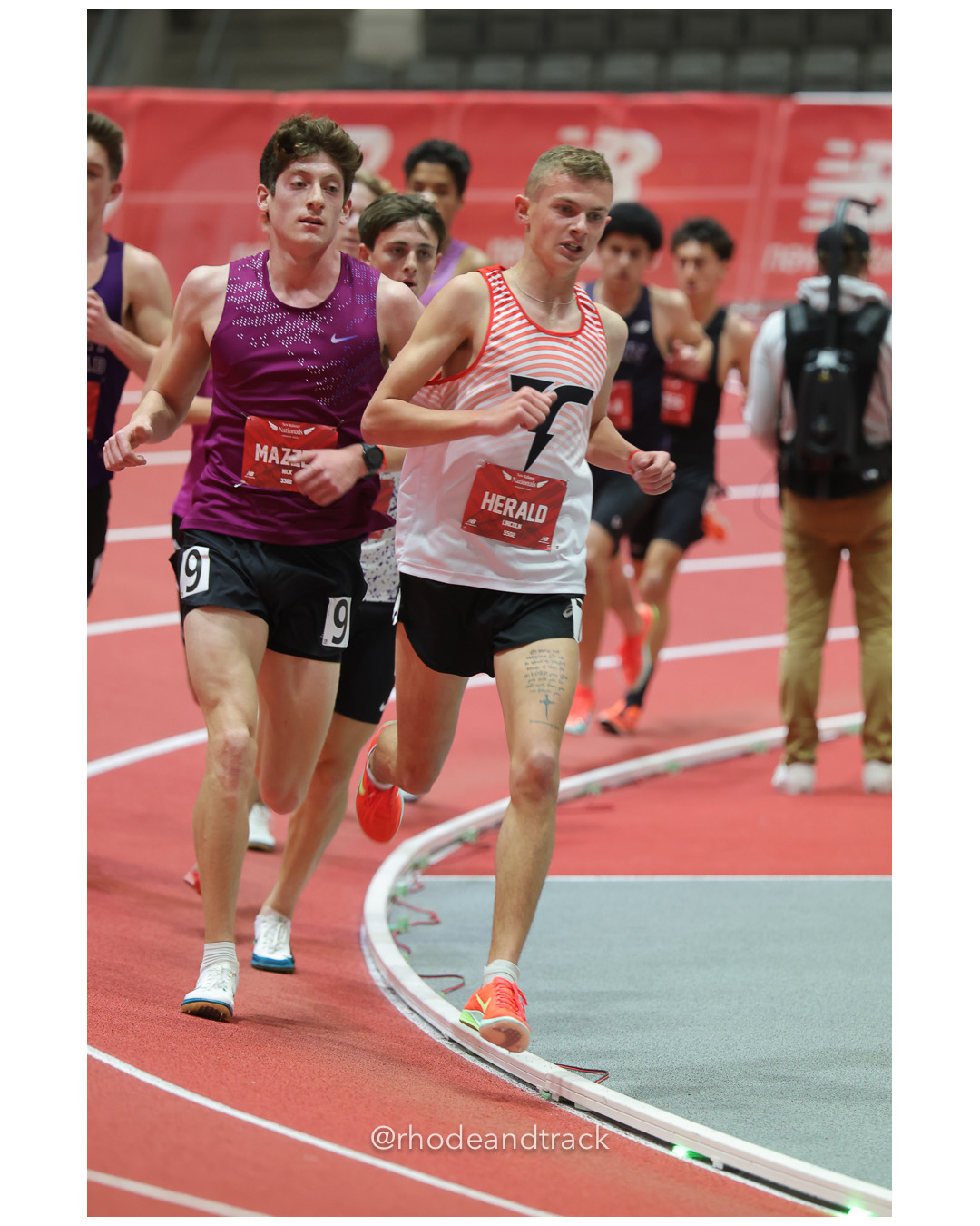 Nick Mazzeo, Lower Merion Athletics Club, Boys 5000m, Lincoln Herald, Dry Ridge-KY, Boys 5000m, New Balance Indoor Nationals - the TRACK at New Balance - Boston MA File: ./dir-Boys-5000m/250313-NBIN-2025-Thursday-1002-296A6109.jpg Nick Mazzeo, Lower Merion Athletics Club, Boys 5000m, Lincoln Herald, Dry Ridge-KY, Boys 5000m, New Balance Indoor Nationals - the TRACK at…