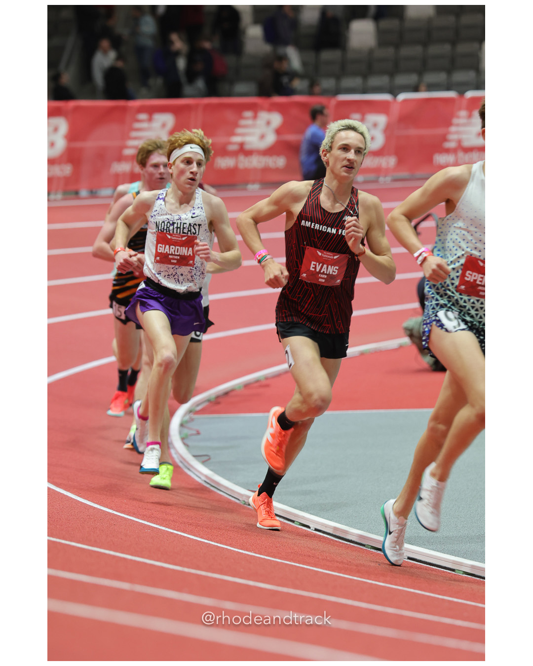 Matthew Giardina, Tyngsboro-MA, Boys 5000m, Kaden Evans, American Fork XC Club, Boys 5000m, New Balance Indoor Nationals - the TRACK at New Balance - Boston MA File: ./dir-Boys-5000m/250313-NBIN-2025-Thursday-922-296A4181.jpg Matthew Giardina, Tyngsboro-MA, Boys 5000m, Kaden Evans, American Fork XC Club, Boys 5000m, New Balance Indoor Nationals - the TRACK at New…