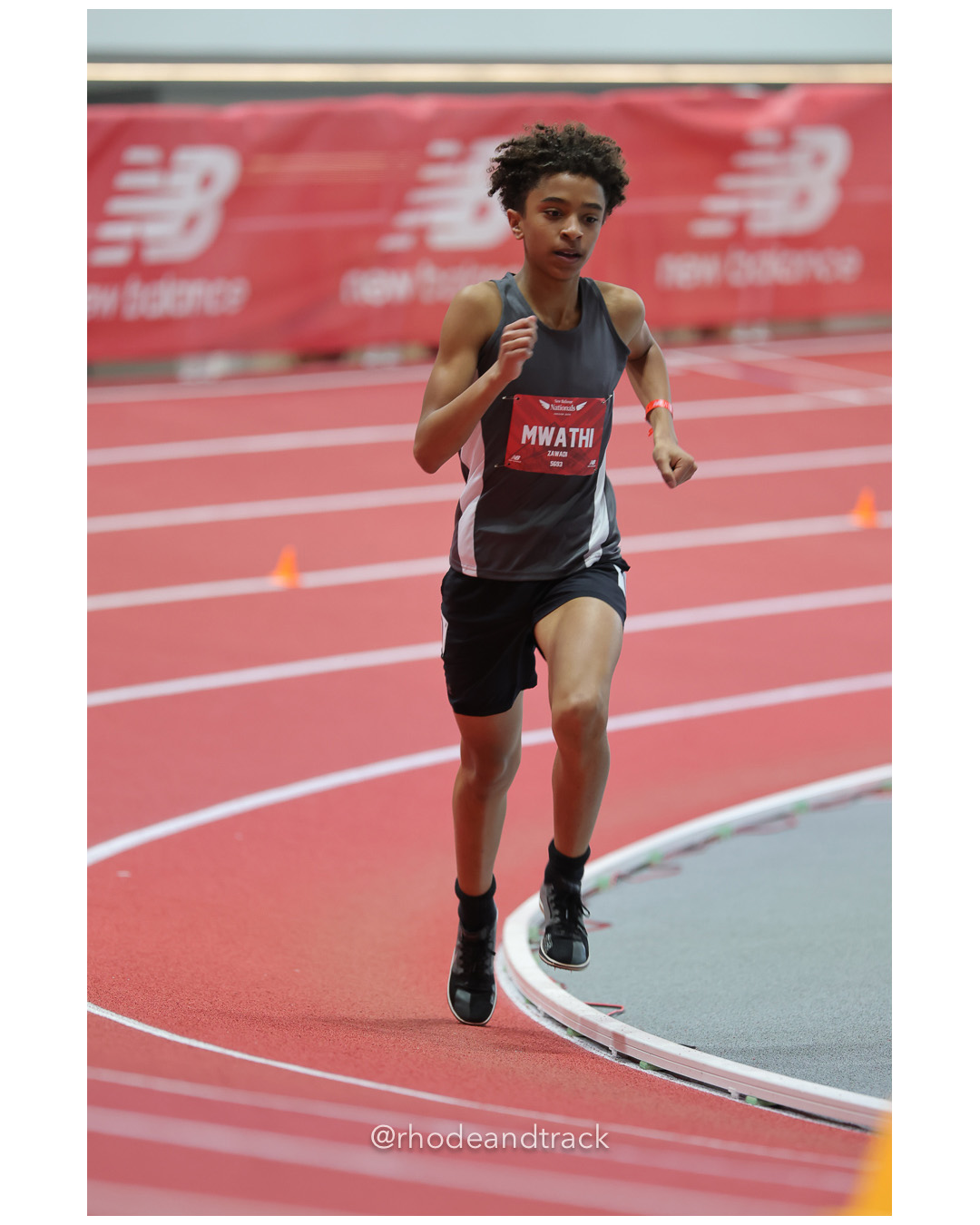 Zawadi Mwathi, Woodhaven-MI, Boys MS Mile, New Balance Indoor Nationals - the TRACK at New Balance - Boston MA File: ./dir-Boys-MS-Mile/250313-NBIN-2025-Thursday-115-296A0184.jpg Zawadi Mwathi, Woodhaven-MI, Boys MS Mile, New Balance Indoor Nationals - the TRACK at New Balance - Boston MA – New Balance Indoor Nationa…