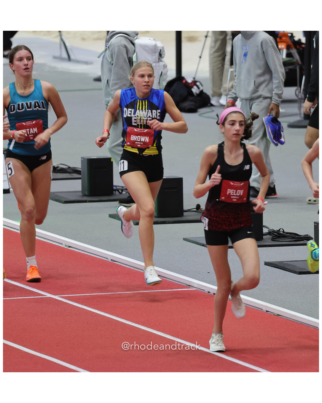 Brooklyn Brown, Delaware Elite Track Club, Girls MS Mile, Gabriella Pelov, Towaco-NJ, Girls MS Mile, New Balance Indoor Nationals - the TRA…