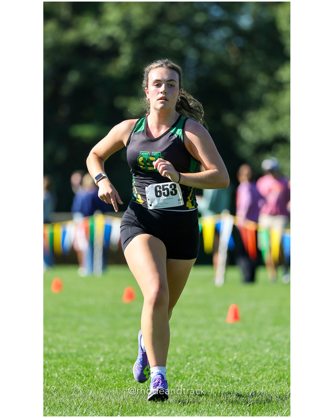 Keira Harnois - North Smithfield High School - 25:29.22 - 2025 Injury Fund Carnival XC Cross Country Race - Deerfield Park, Smithfield RI - August 30 2025 File: ./dir-1-Girls-Caswell-Race/250830-2025-ritca-injury-fund-xc-cross-country-deerfield-park-smithfield-rhode-island-70-296A7123.jpg Keira Harnois - North Smithfield High School - 25:29.22 - 2025 Injury Fund Carnival XC Cross Country Race - Deerfield Park, Smithfield RI -…