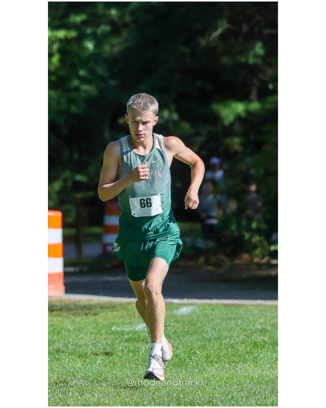 Fred Russell - Bishop Hendricken High School - 16:11.84 - 2025 Injury Fund Carnival XC Cross Country Race - Deerfield Park, Smithfield RI -…