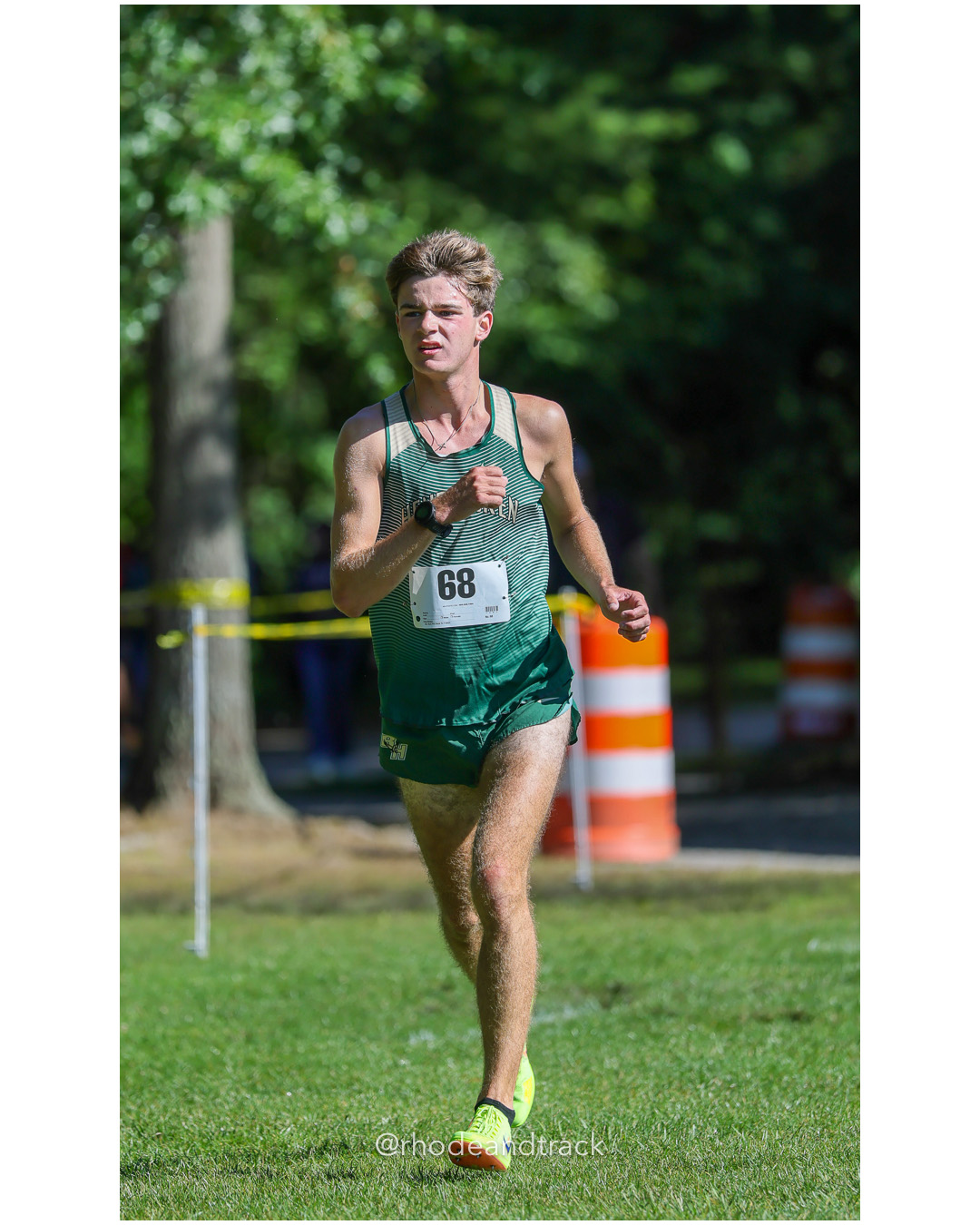 Jacob Silva - Bishop Hendricken High School - 16:32.57 - 2025 Injury Fund Carnival XC Cross Country Race - Deerfield Park, Smithfield RI -…