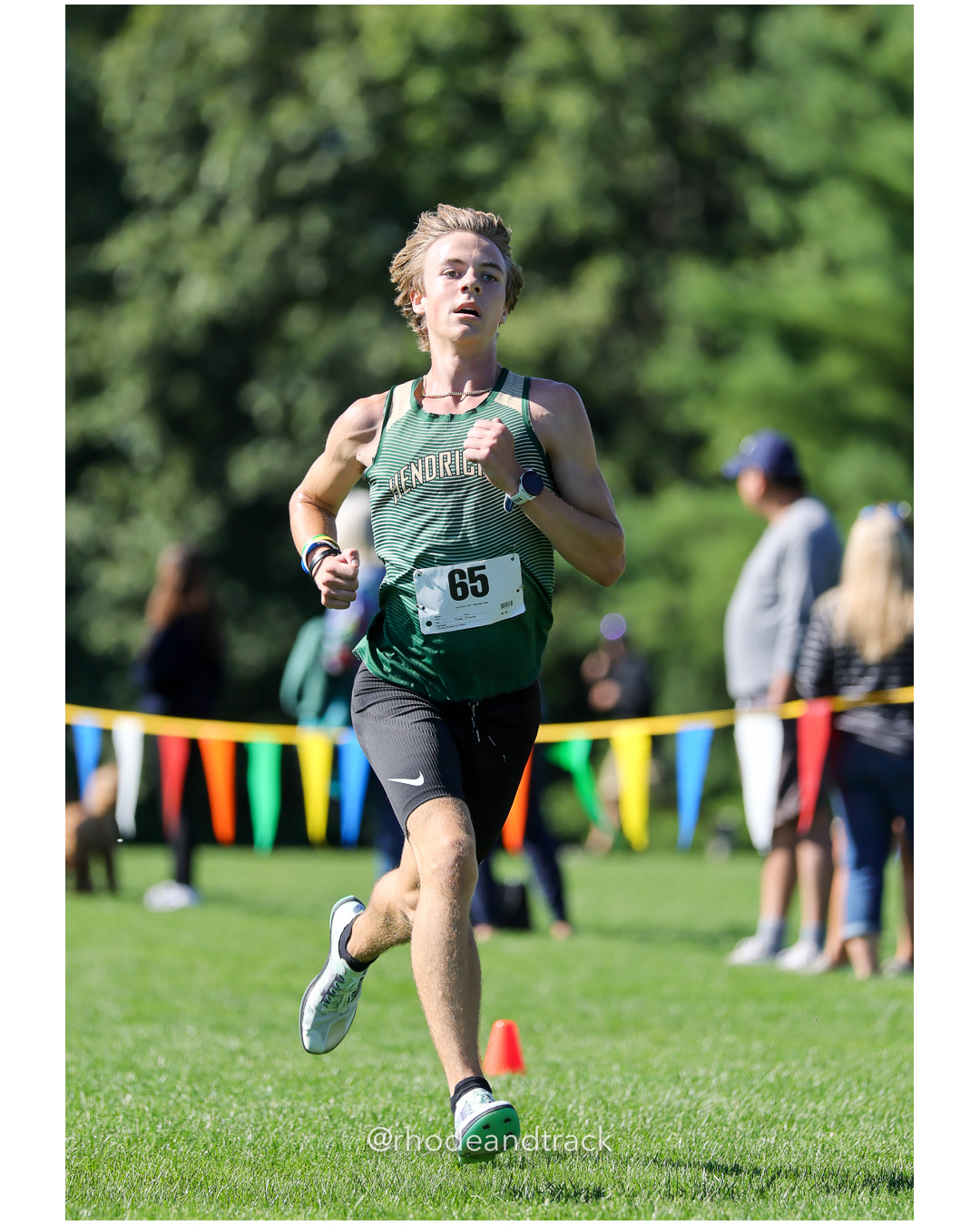 Oliver Redmond - Bishop Hendricken High School - 16:27.07 - 2025 Injury Fund Carnival XC Cross Country Race - Deerfield Park, Smithfield RI…