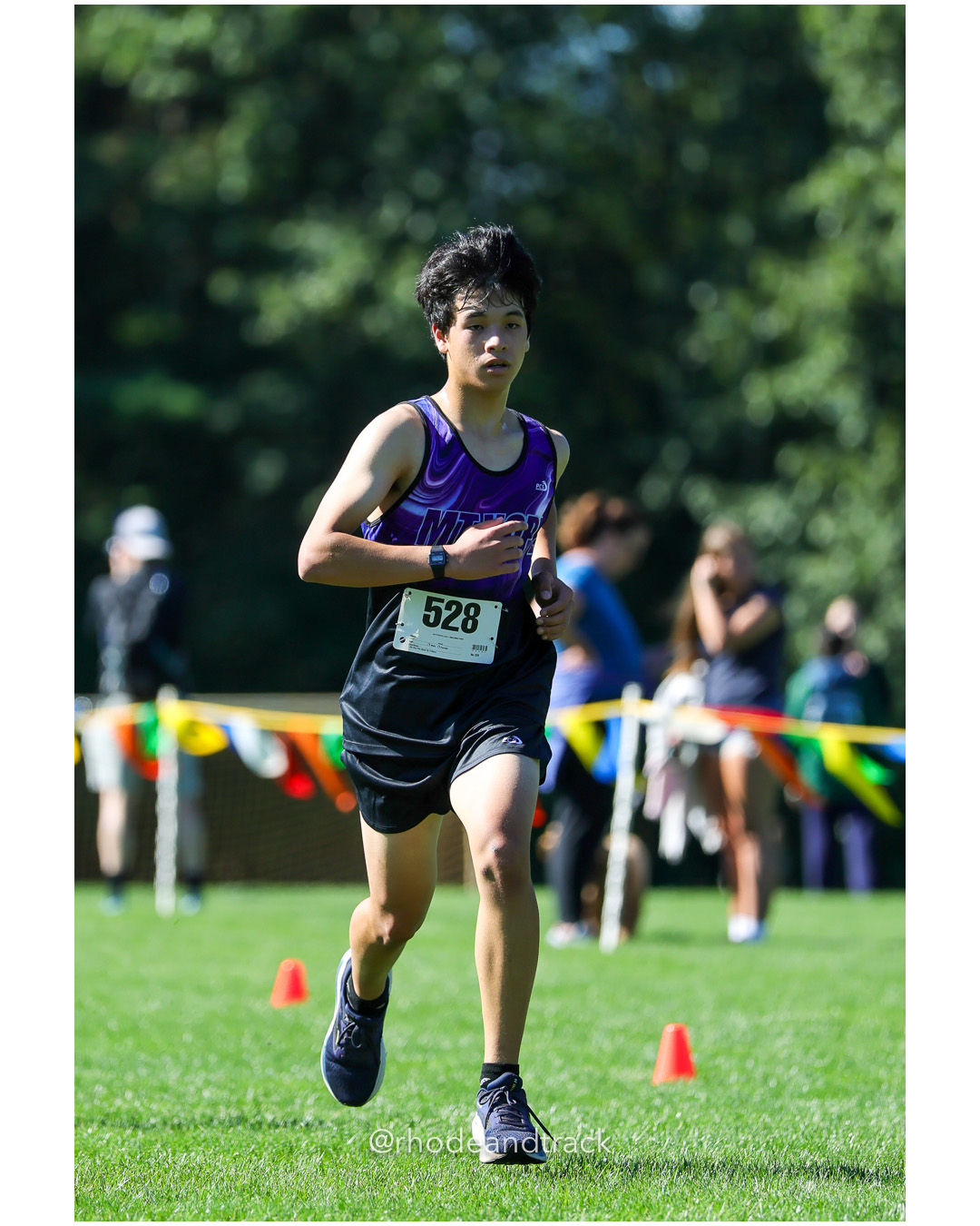 Rowen Mark - Mt Hope High School - 25:50.50 - 2025 Injury Fund Carnival XC Cross Country Race - Deerfield Park, Smithfield RI - August 30 2025 File: ./dir-2-Boys-Danny-Brennan-Race/250830-2025-ritca-injury-fund-xc-cross-country-deerfield-park-smithfield-rhode-island-230-296A1911.jpg Rowen Mark - Mt Hope High School - 25:50.50 - 2025 Injury Fund Carnival XC Cross Country Race - Deerfield Park, Smithfield RI - August 30 2…