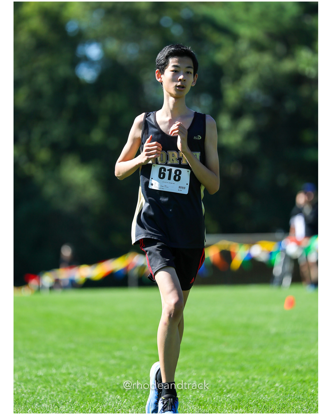 Kevin Li - North Kingstown High School - 26:44.71 - 2025 Injury Fund Carnival XC Cross Country Race - Deerfield Park, Smithfield RI - August 30 2025 File: ./dir-2-Boys-Danny-Brennan-Race/250830-2025-ritca-injury-fund-xc-cross-country-deerfield-park-smithfield-rhode-island-239-296A2065.jpg Kevin Li - North Kingstown High School - 26:44.71 - 2025 Injury Fund Carnival XC Cross Country Race - Deerfield Park, Smithfield RI - Augus…