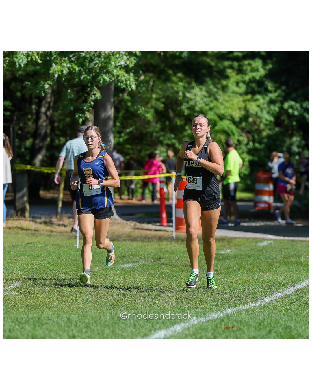 Evelyn Lefort - Barrington High School - 19:05.55 - Juliana Kavanagh - Pilgrim High School - 19:15.05 - 2025 Injury Fund Carnival XC Cross Country Race - Deerfield Park, Smithfield RI - August 30 2025 File: ./dir-3-Girls-Roger-Roy-Race/250830-2025-ritca-injury-fund-xc-cross-country-deerfield-park-smithfield-rhode-island-266-296A2889.jpg Evelyn Lefort - Barrington High School - 19:05.55 - Juliana Kavanagh - Pilgrim High School - 19:15.05 - 2025 Injury Fund Carnival XC Cross…