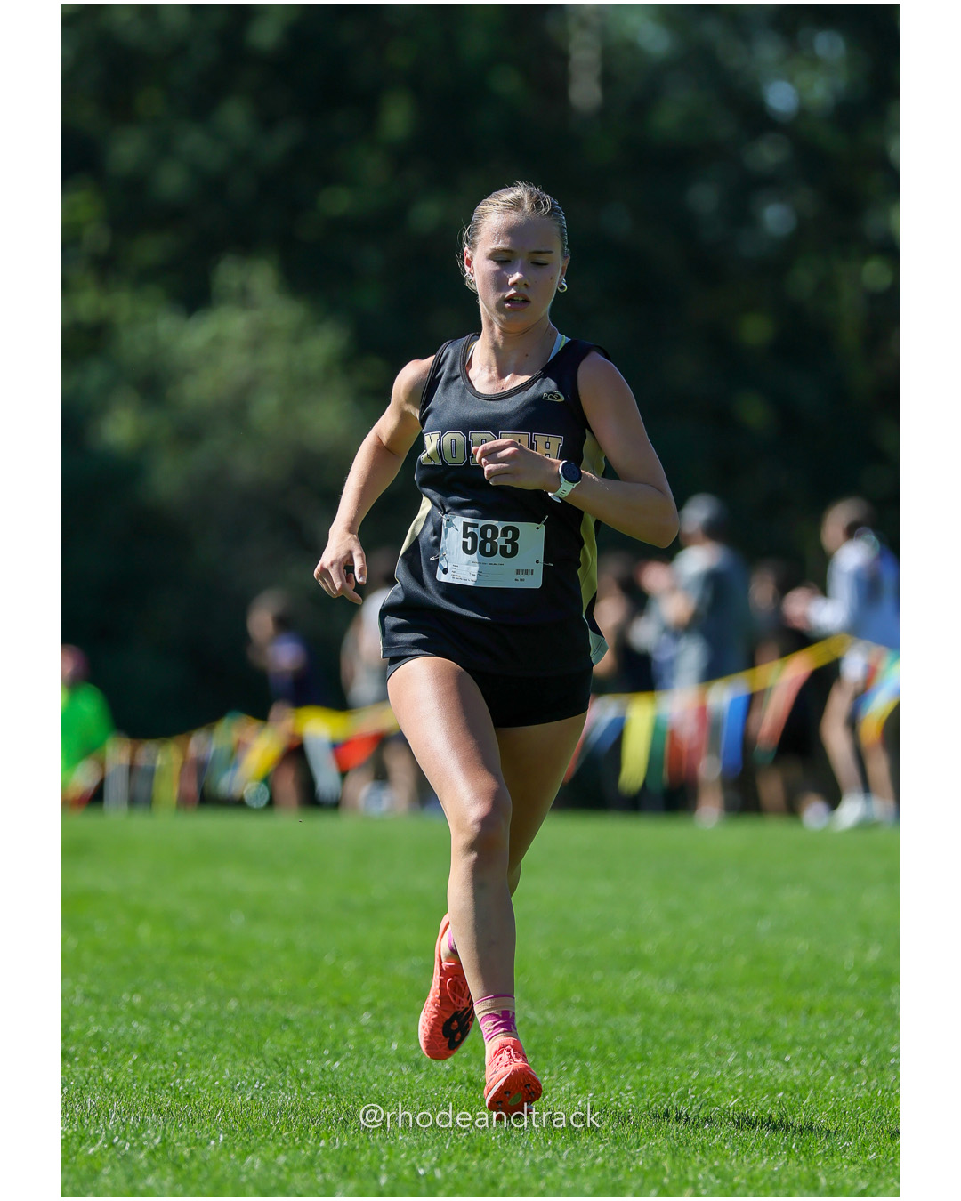 Lucy Stowe - North Kingstown High School - 19:00.89 - 2025 Injury Fund Carnival XC Cross Country Race - Deerfield Park, Smithfield RI - August 30 2025 File: ./dir-3-Girls-Roger-Roy-Race/250830-2025-ritca-injury-fund-xc-cross-country-deerfield-park-smithfield-rhode-island-291-296A4243.jpg Lucy Stowe - North Kingstown High School - 19:00.89 - 2025 Injury Fund Carnival XC Cross Country Race - Deerfield Park, Smithfield RI - Aug…