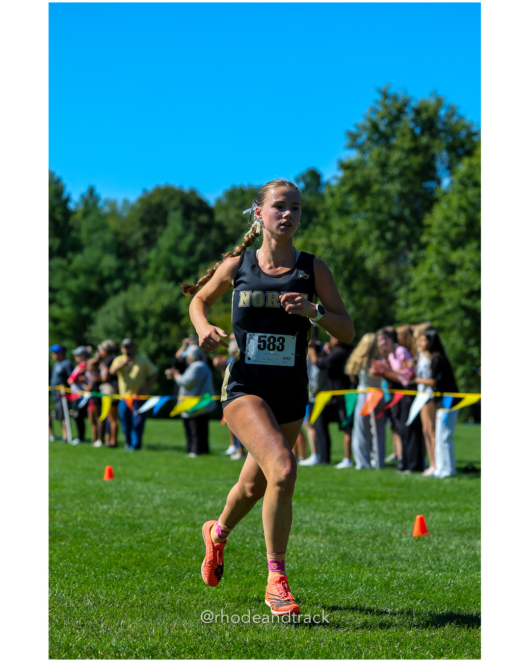 Lucy Stowe - North Kingstown High School - 19:00.89 - 2025 Injury Fund Carnival XC Cross Country Race - Deerfield Park, Smithfield RI - August 30 2025 File: ./dir-3-Girls-Roger-Roy-Race/250830-2025-ritca-injury-fund-xc-cross-country-deerfield-park-smithfield-rhode-island-294-296A4368.jpg Lucy Stowe - North Kingstown High School - 19:00.89 - 2025 Injury Fund Carnival XC Cross Country Race - Deerfield Park, Smithfield RI - Aug…